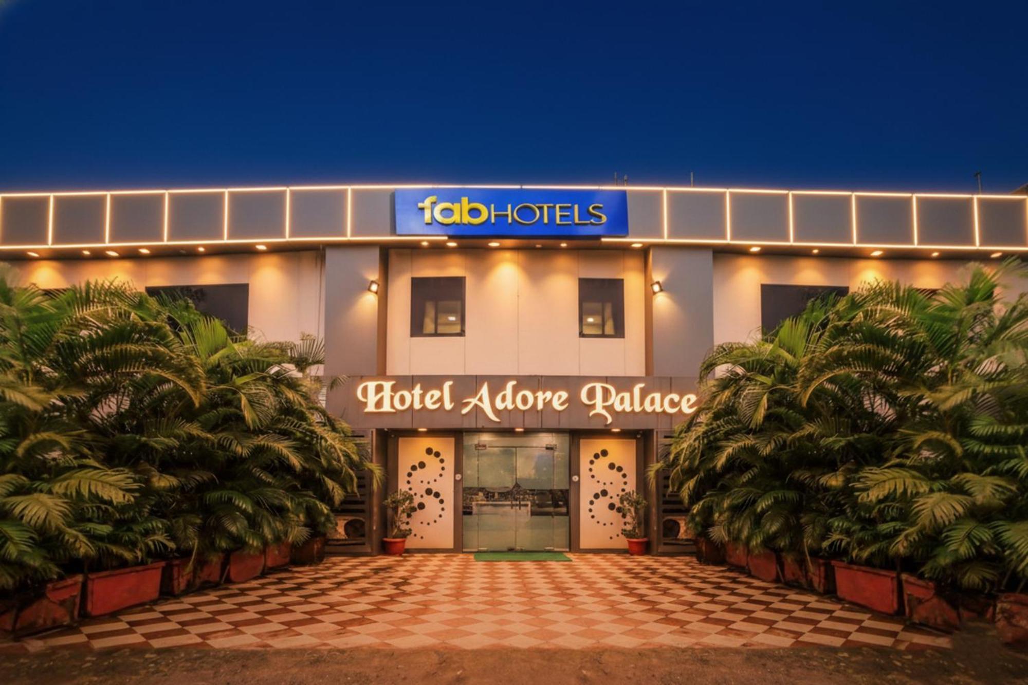 Via The Adore Palace 3*