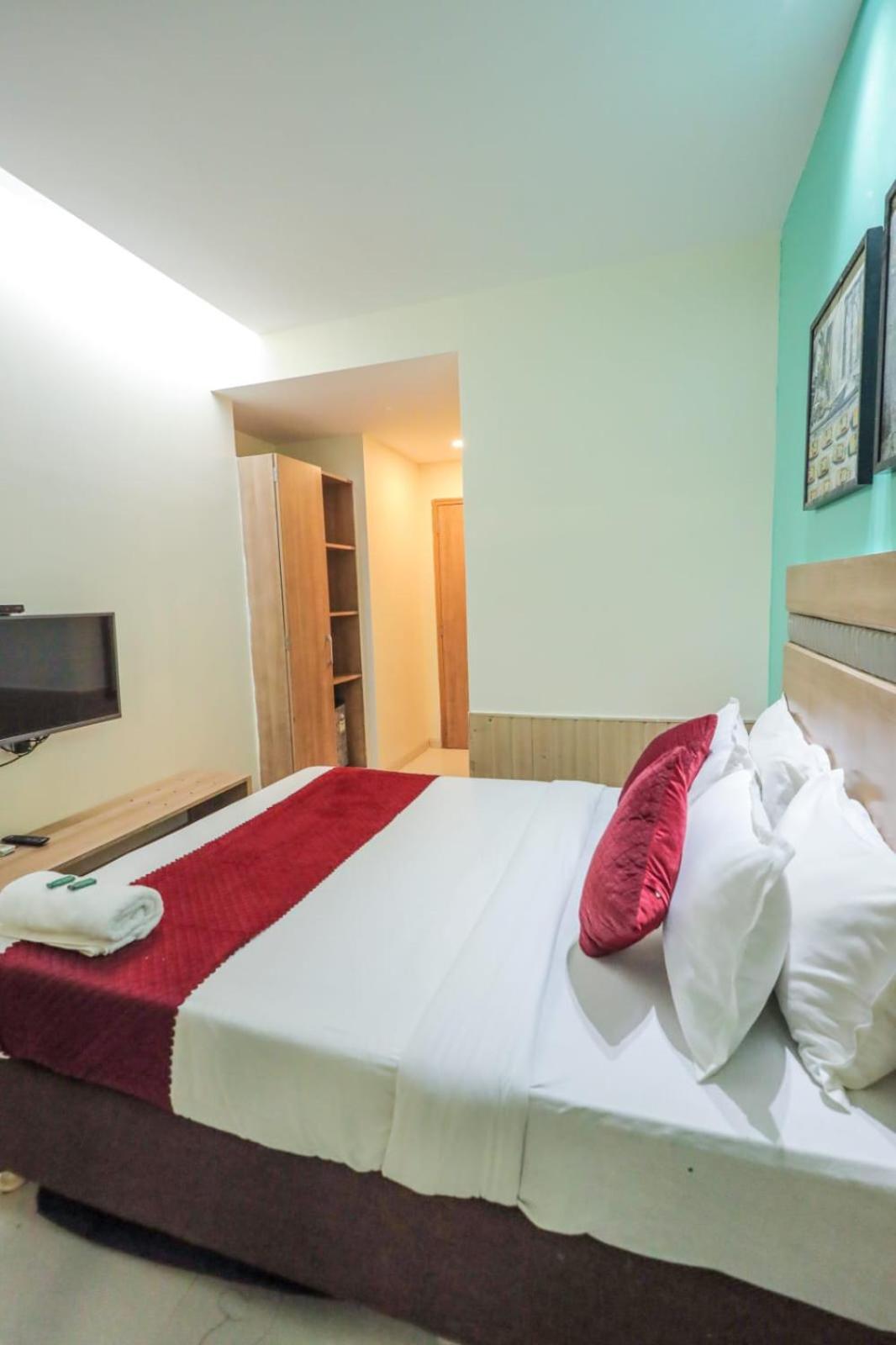 Akasa International Near T-2 International Airport 3* Mumbai