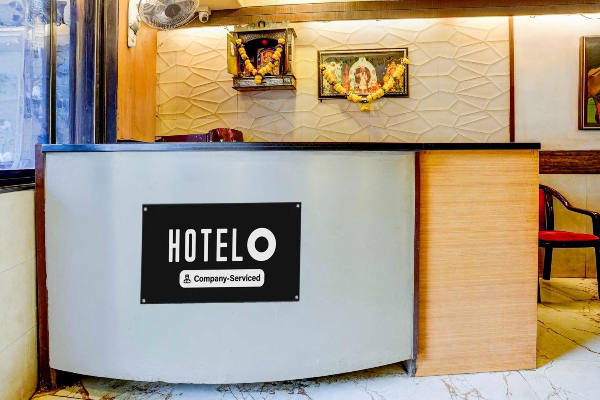 O Ulhasnagar Railway Station Hotel