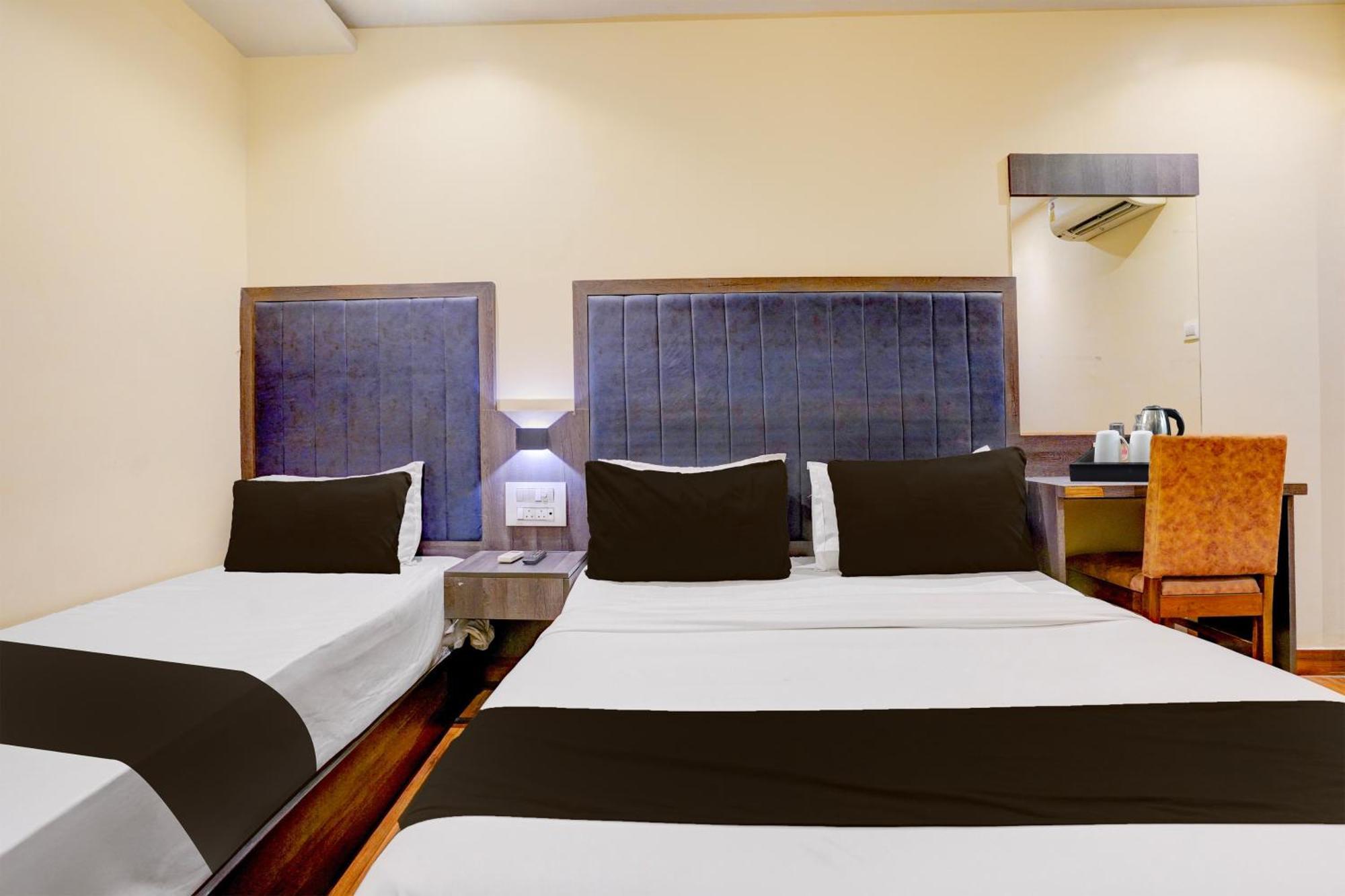 Hotel Super Townhouse Lbs Road Bkc Formerly Royal Palace Mumbai