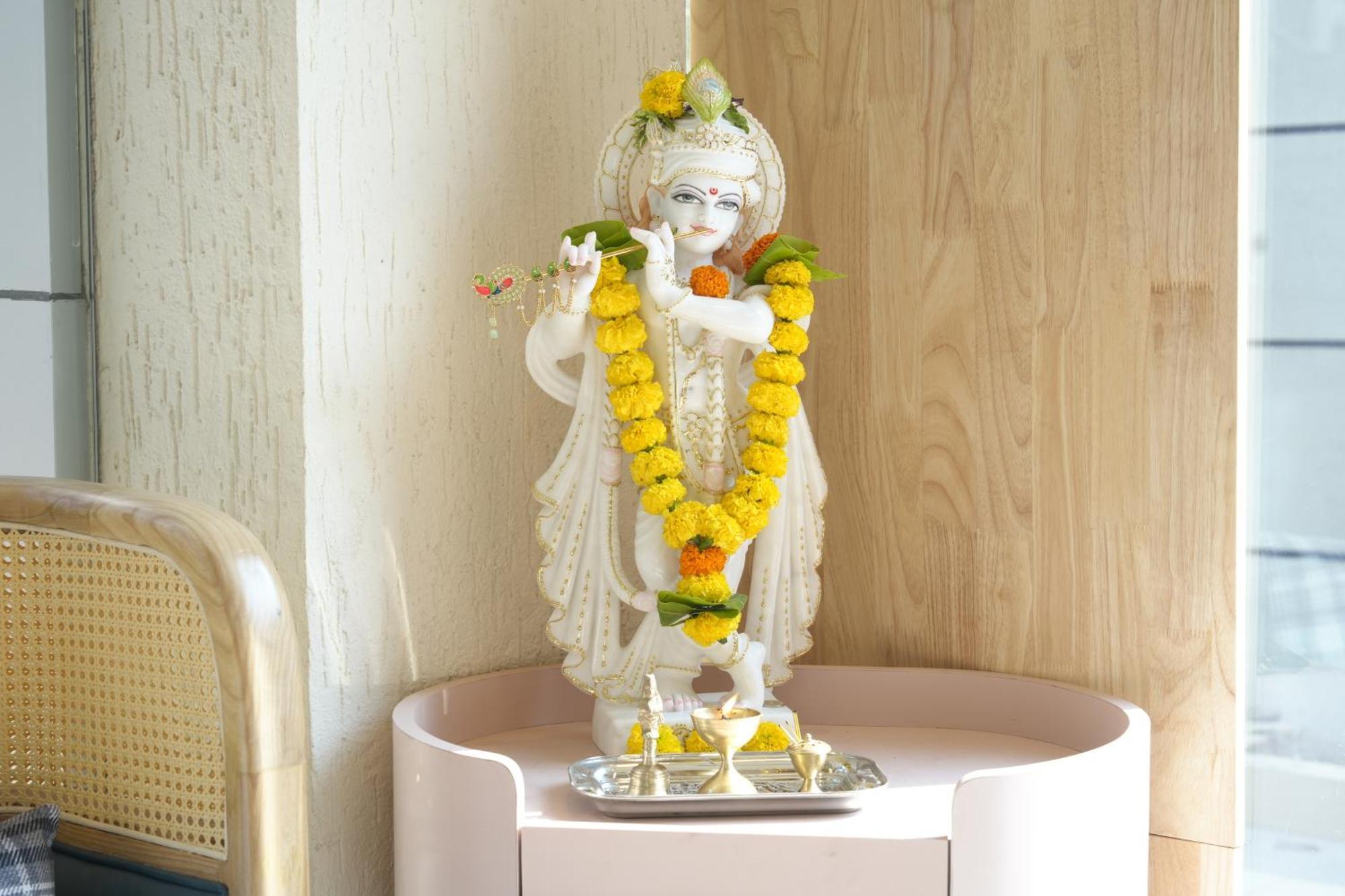 Hotel Indie Nesco Goregaon Mumbai