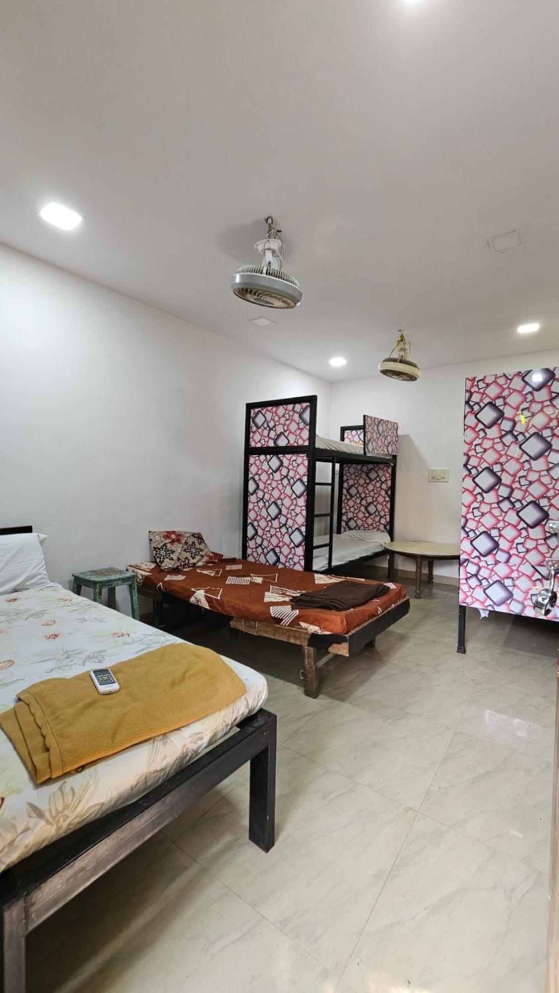 Homestay Tanaji Residency