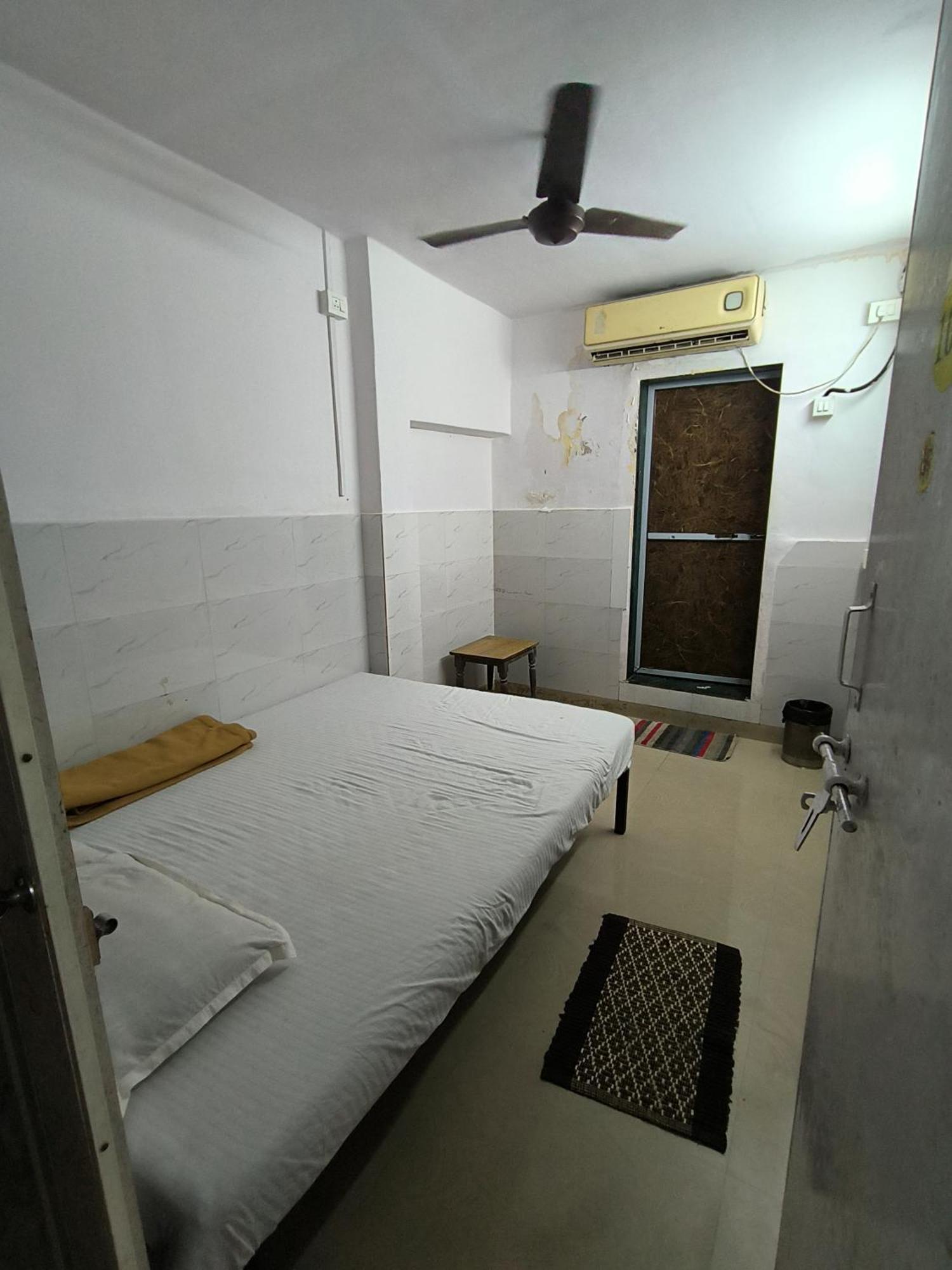 Tanaji Residency Homestay