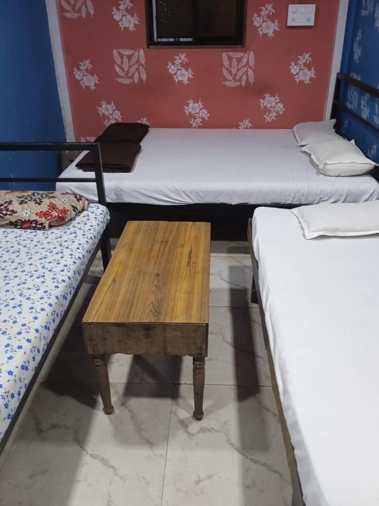 Tanaji Residency Homestay *