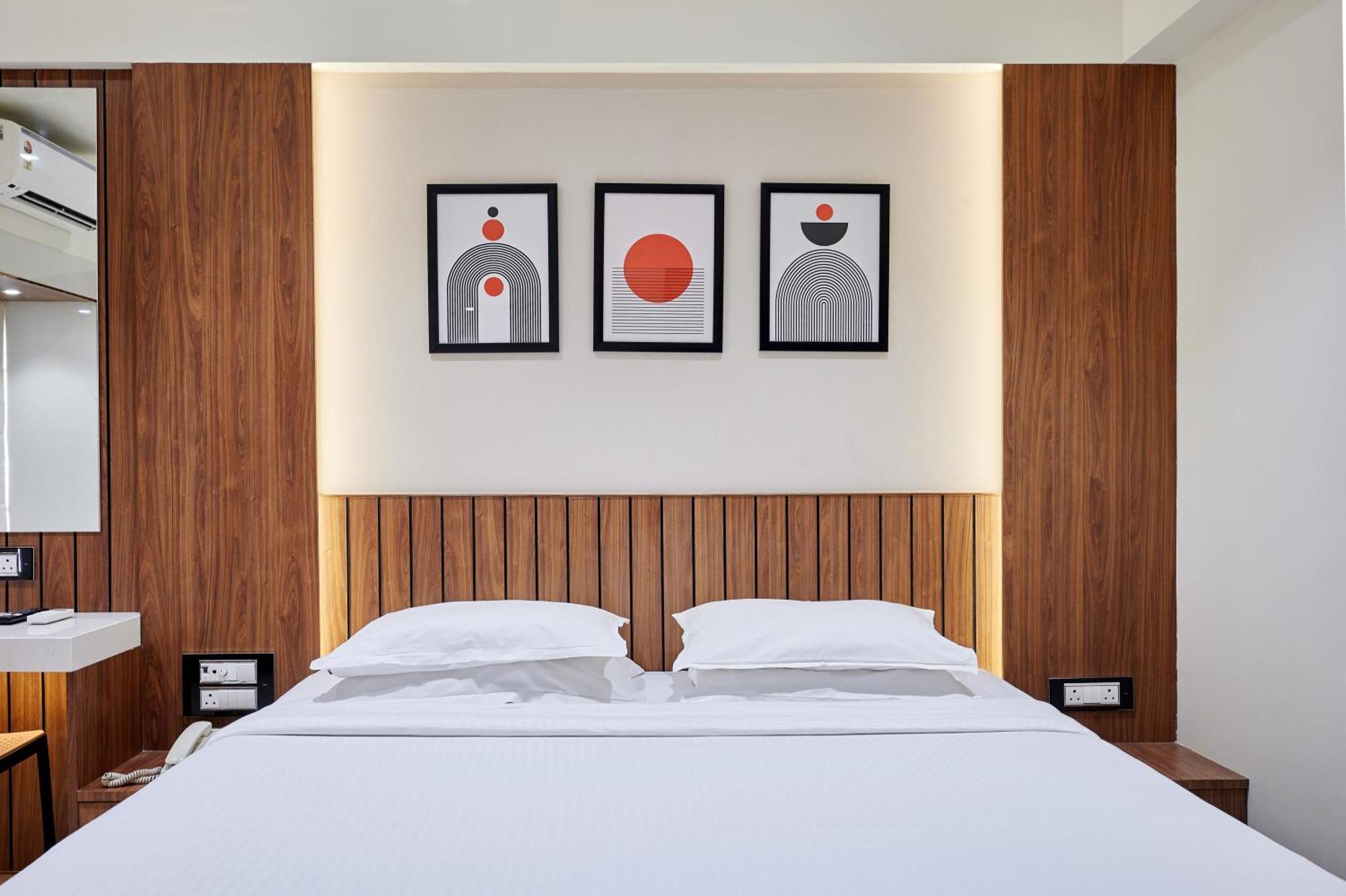 Hotel Karl Residency 3*