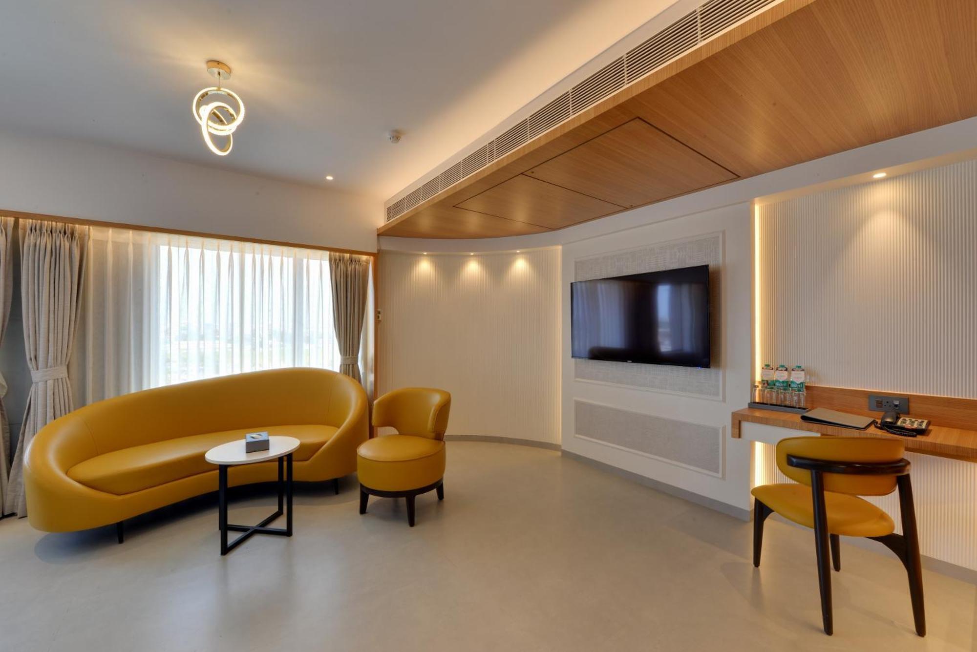 Galaxy Beacon Hotel, Santacruz ,mumbai 4*