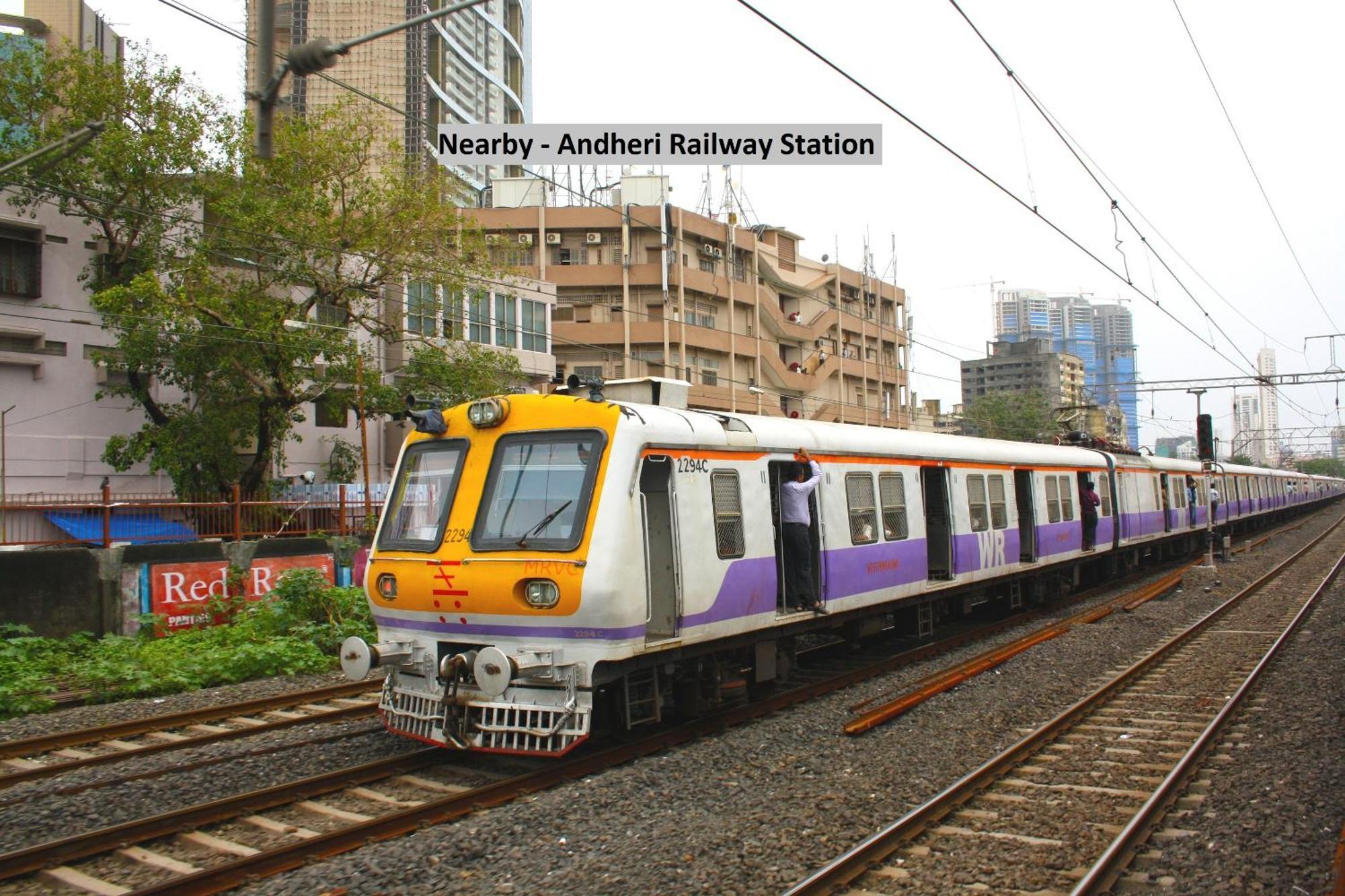 O Blue Pearl Residency Near Chhatrapati Shivaji International Airport Hotel