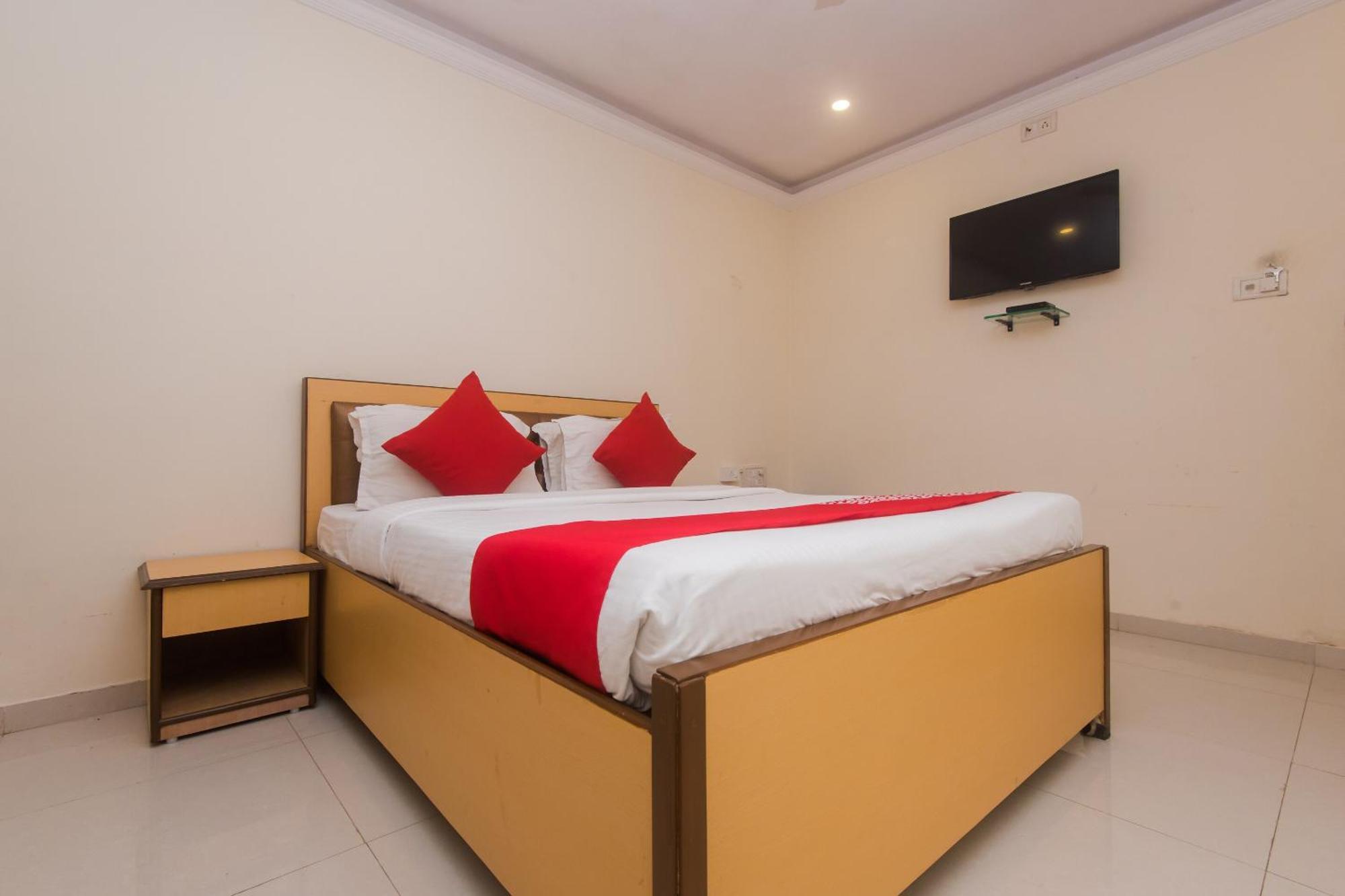 Capital O Orbit Near Infiniti Mall