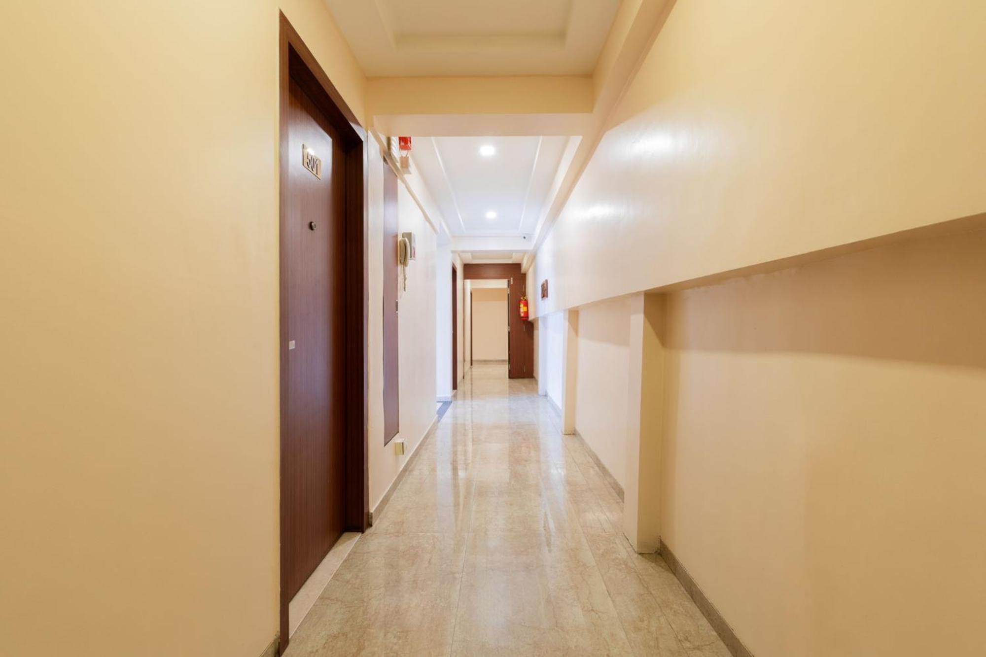 Lords, Hotel Mumbai