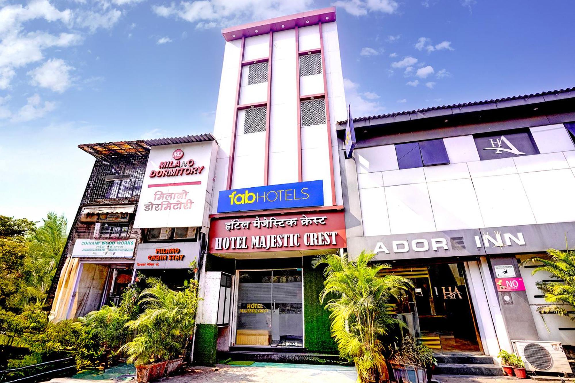 Hotel Fabhotel Majestic Crest