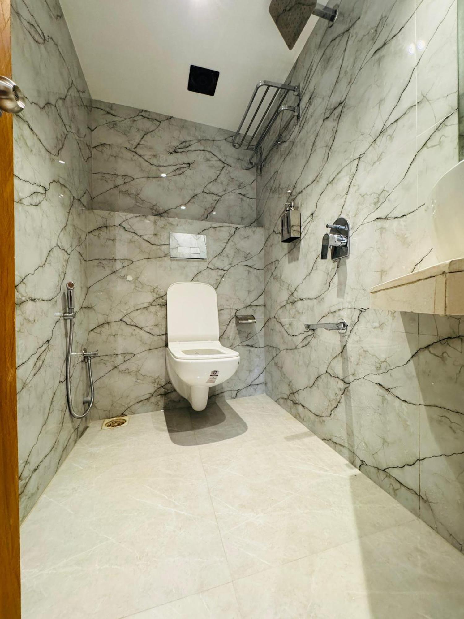 Comfort Castle Hotel 2*