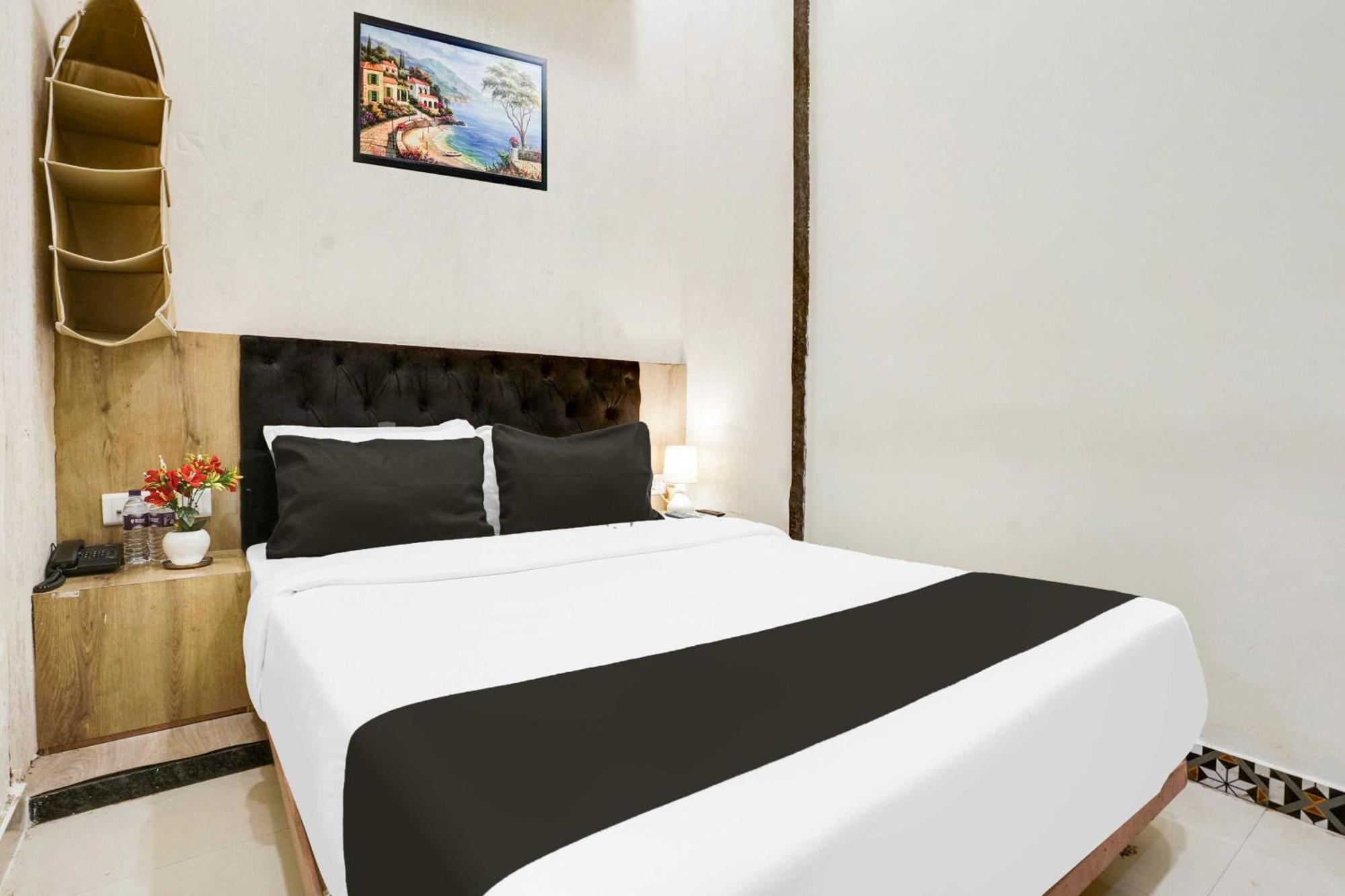 Collection O Parle Formerly Freedom Star Hotel 3*