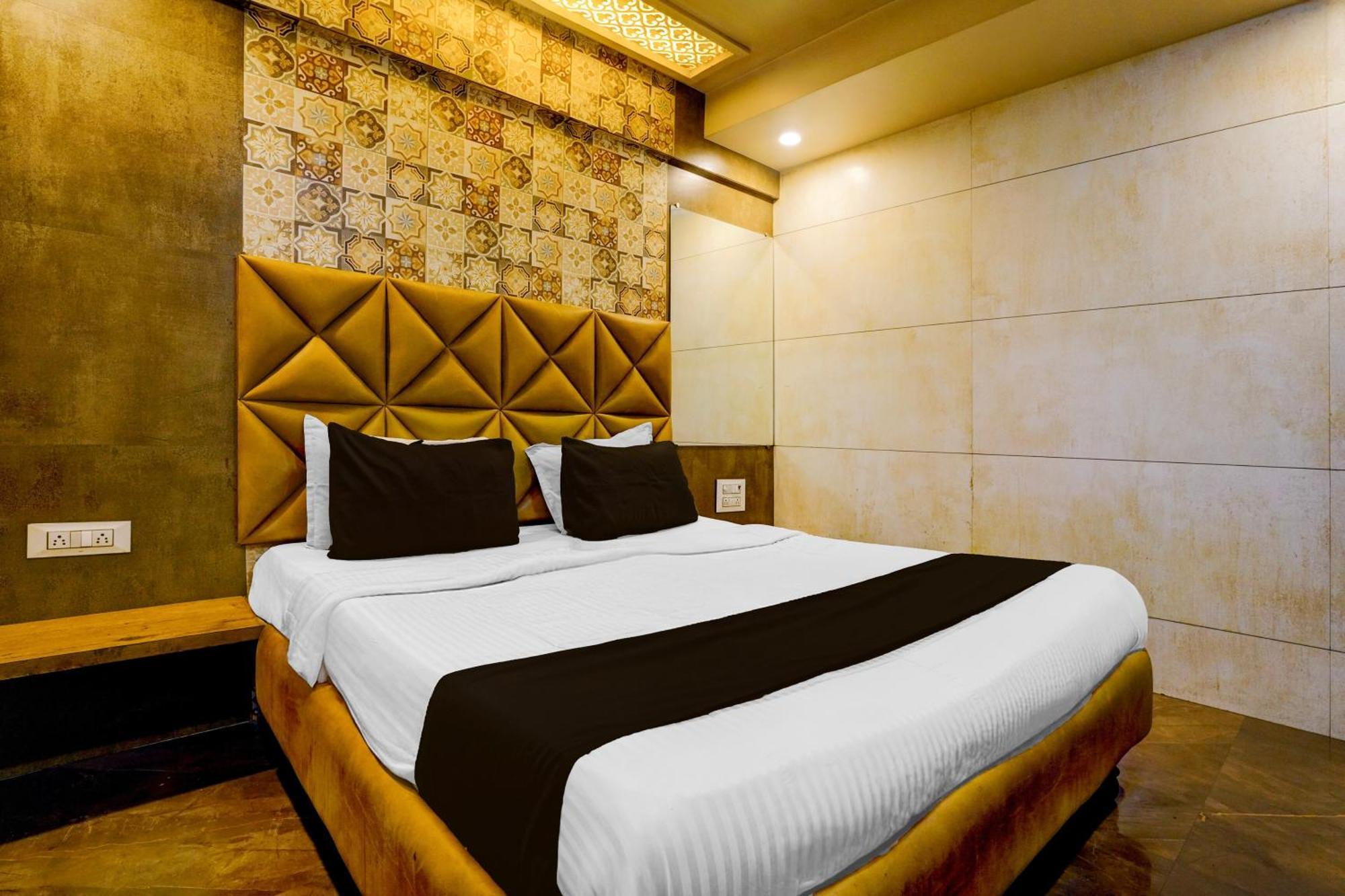 O Diana Palace & Boarding Hotel