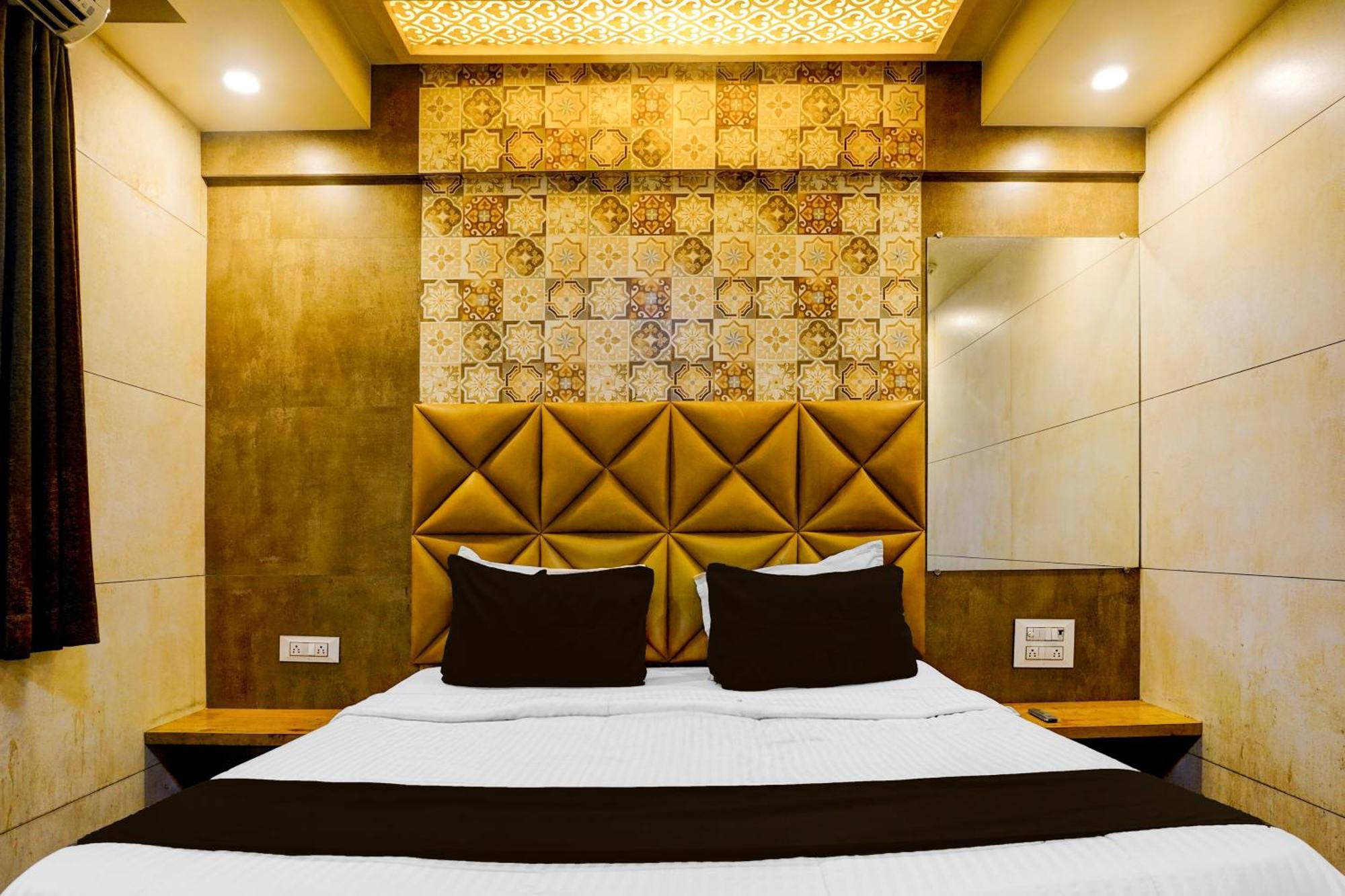 O Diana Palace & Boarding Mumbai