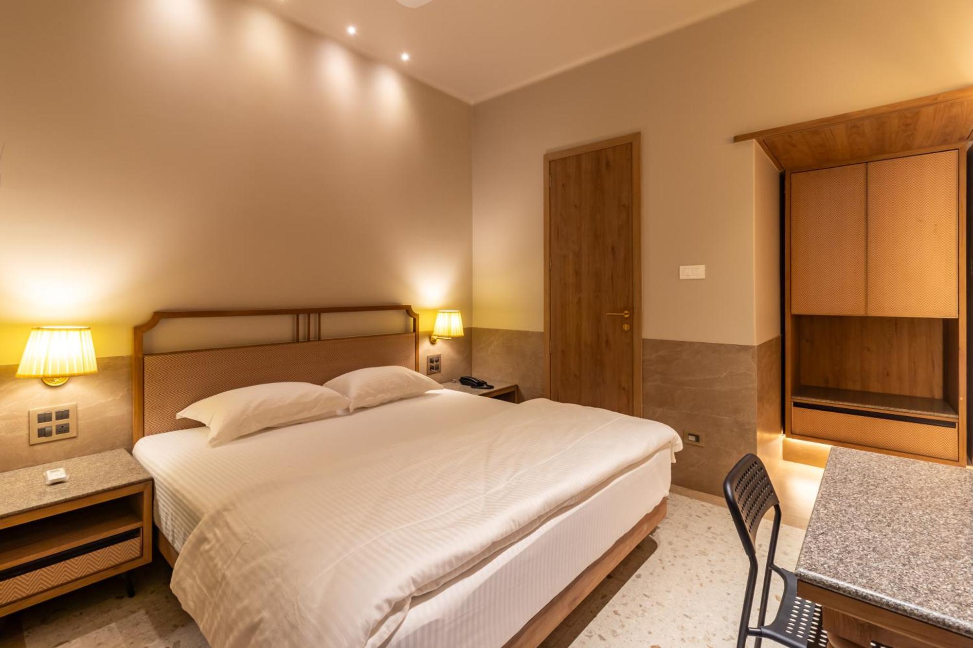 Hotel Reay Road Residency 2*