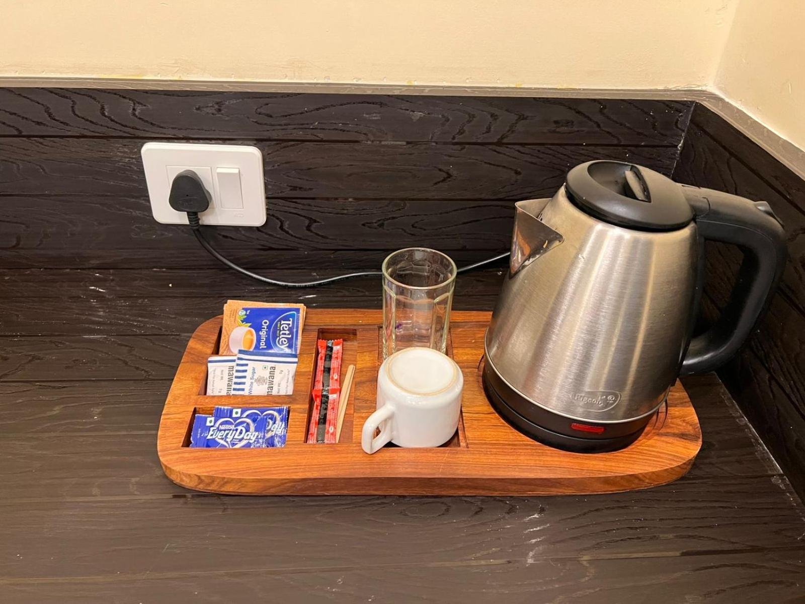 Sky By Glitz Nr Internatinational Airport 3* Mumbai