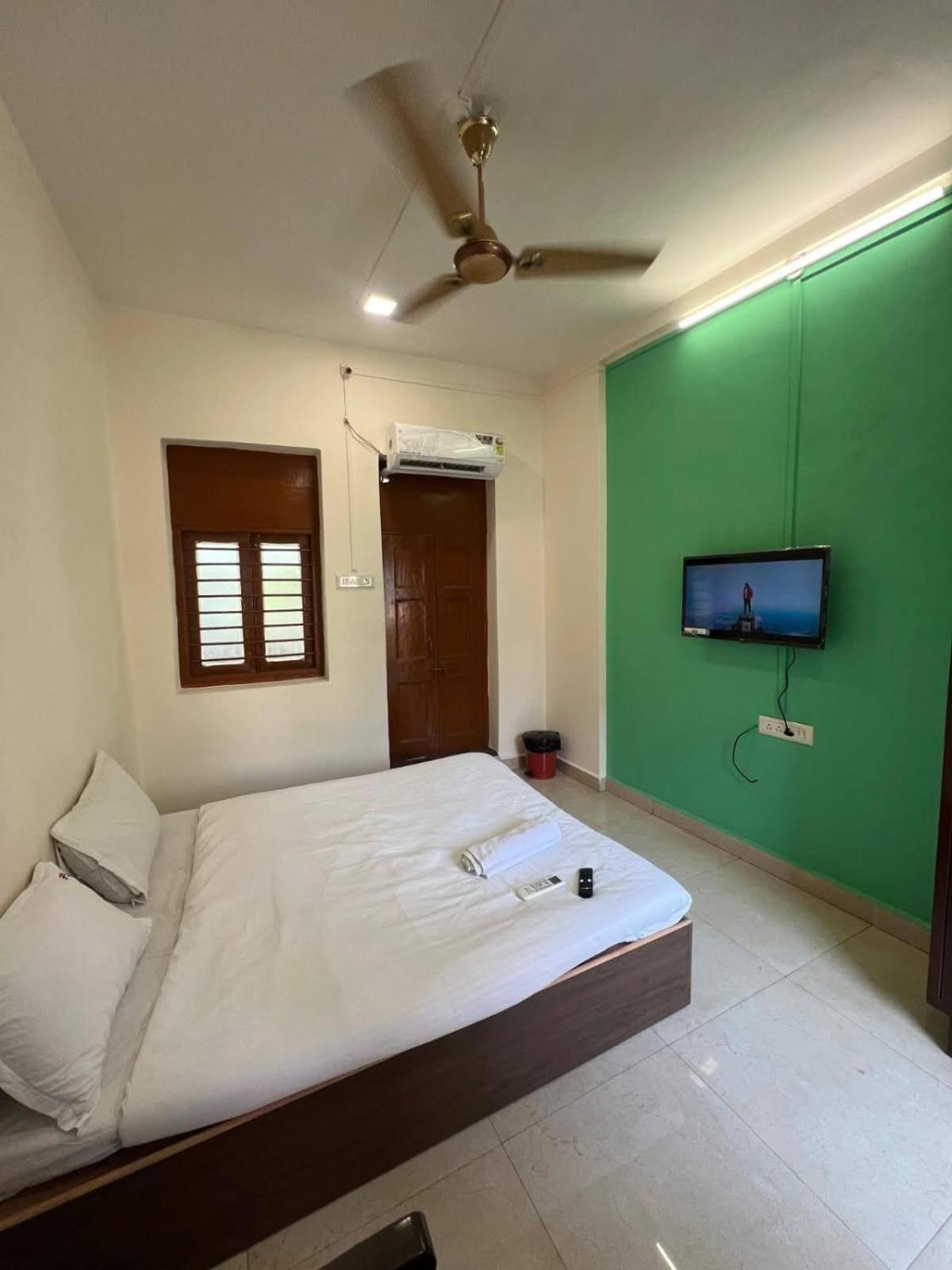 Guest house Galaxy Executive & Ac Mumbai
