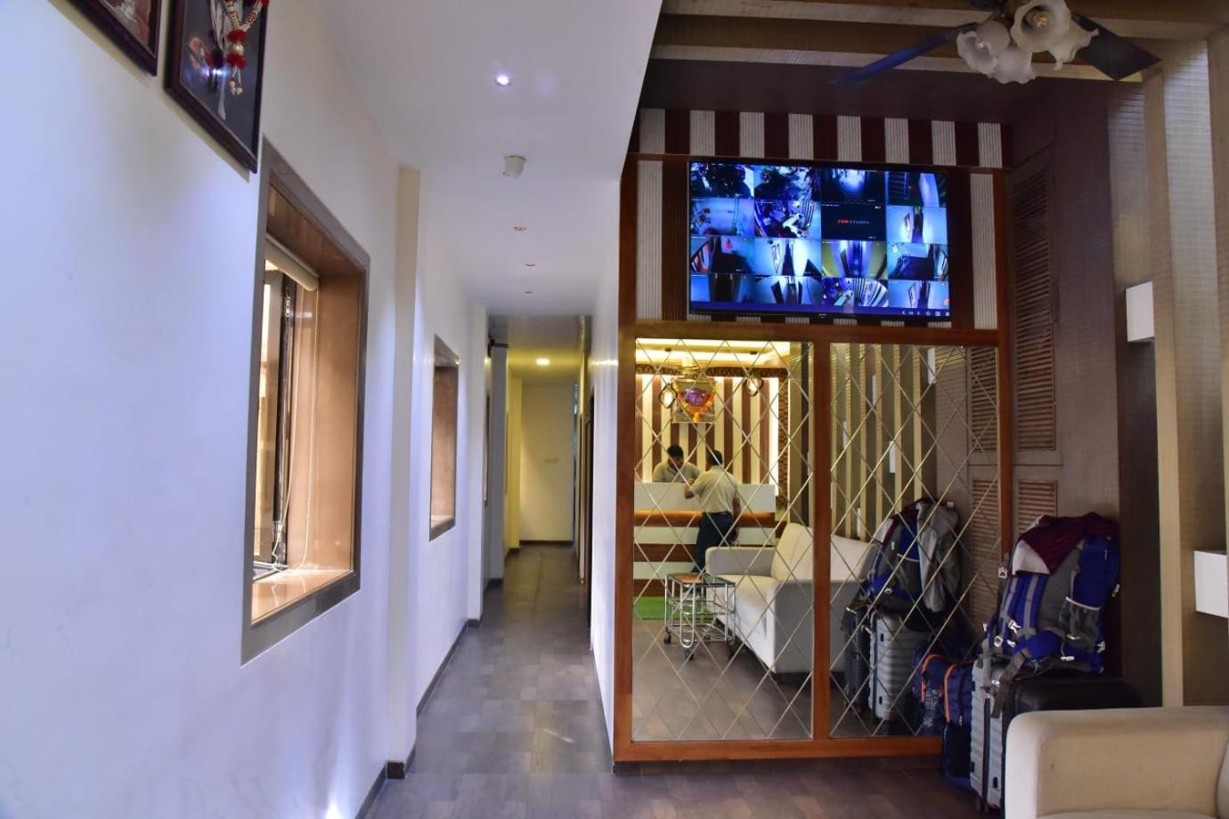 P A Residency Guest house Mumbai