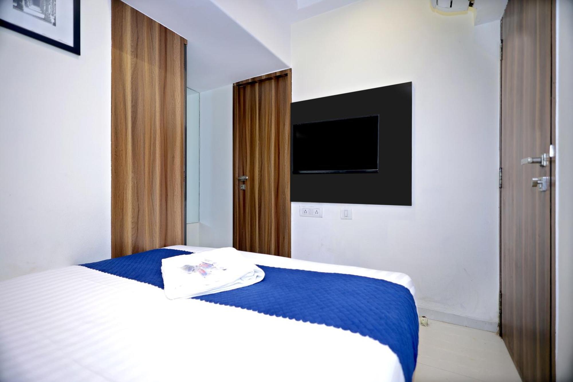 Hotel Park Palace Mumbai