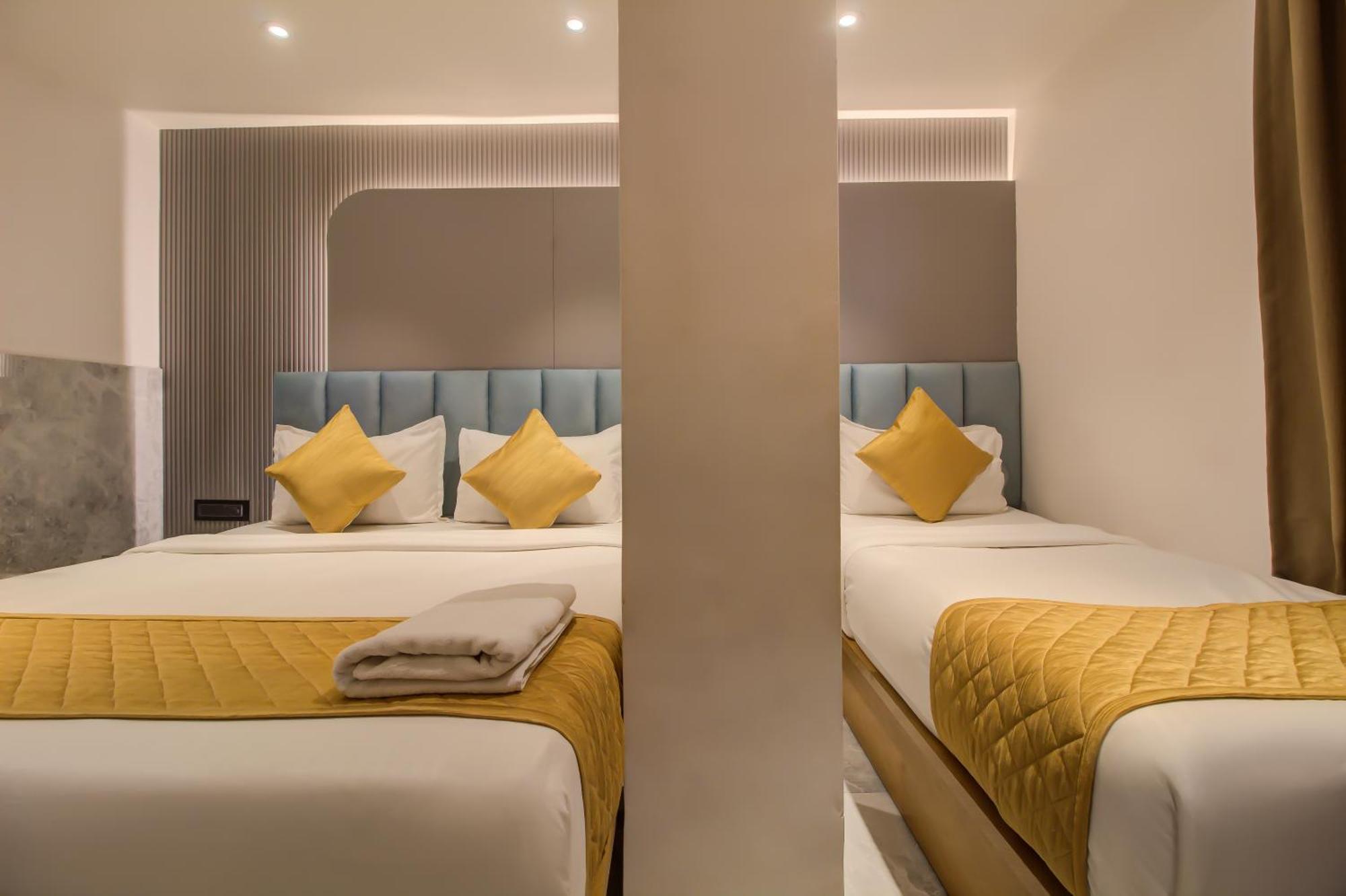 Malad Opposite Malad Railway Station Mumbai