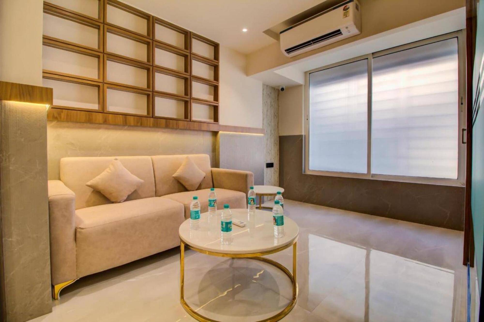 Malad Opposite Malad Railway Station