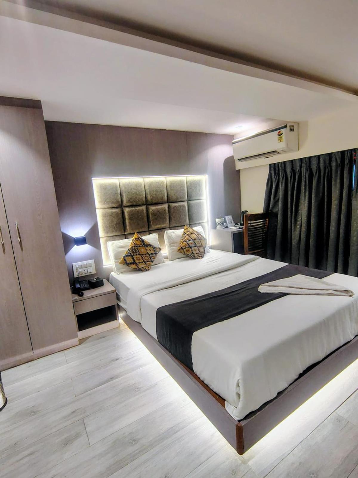 Sunrise Residency Hotel Mumbai