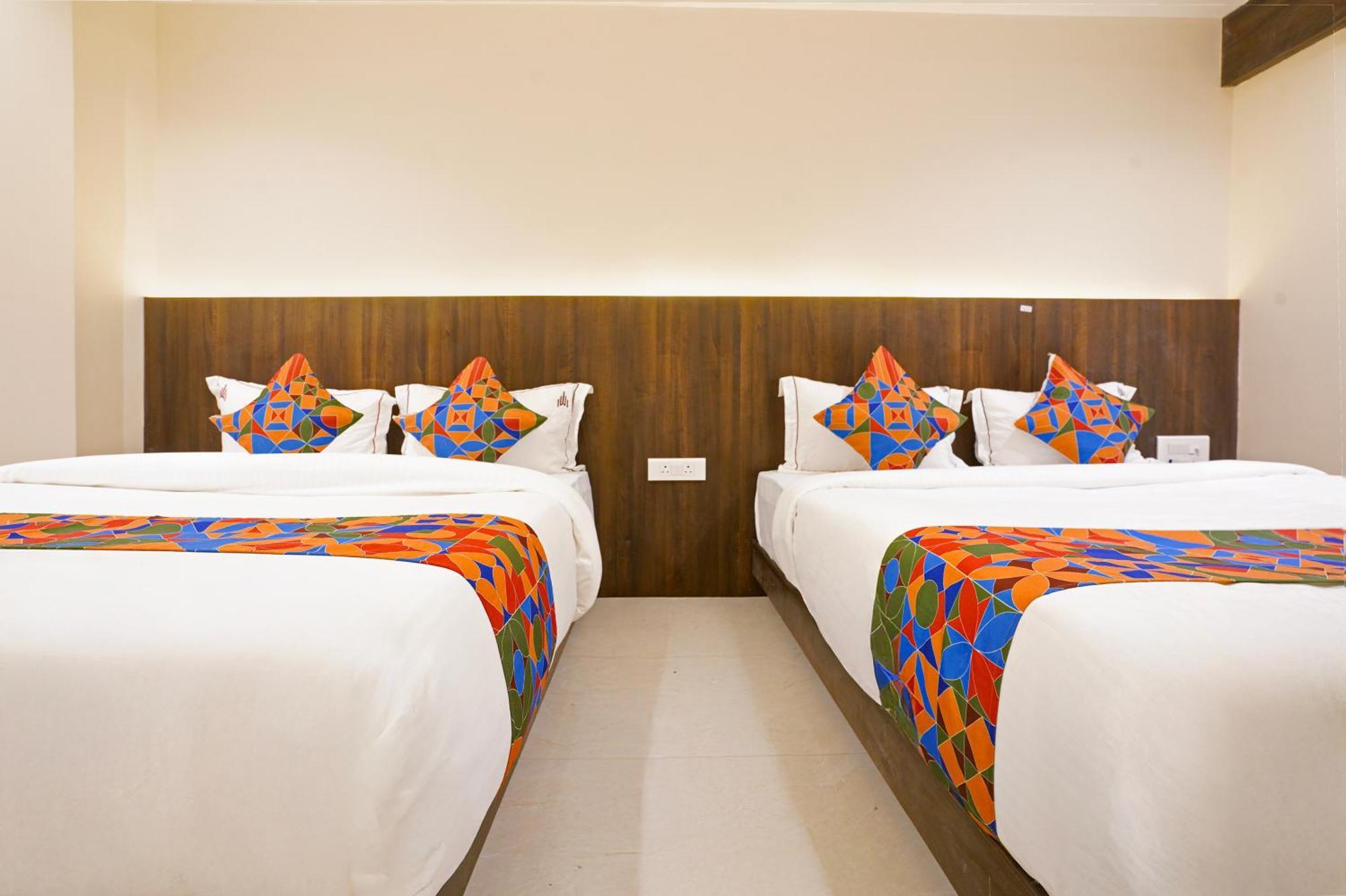 Hotel Casa Royal Residency - Exhibition Centre