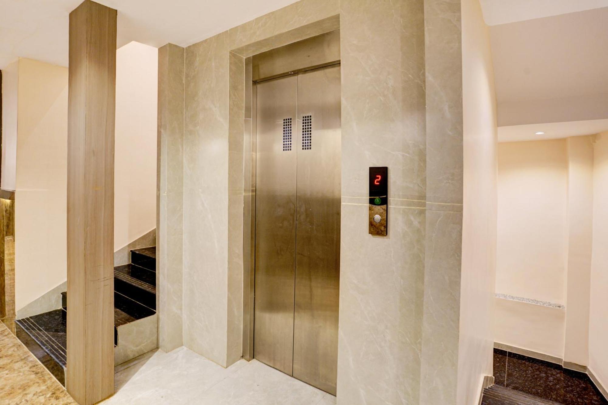 Casa Royal Residency - Exhibition Centre Hotel Mumbai