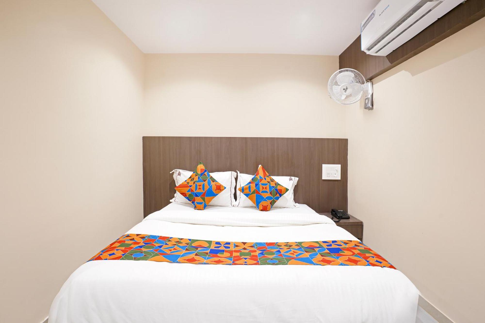 Hotel Casa Royal Residency - Exhibition Centre