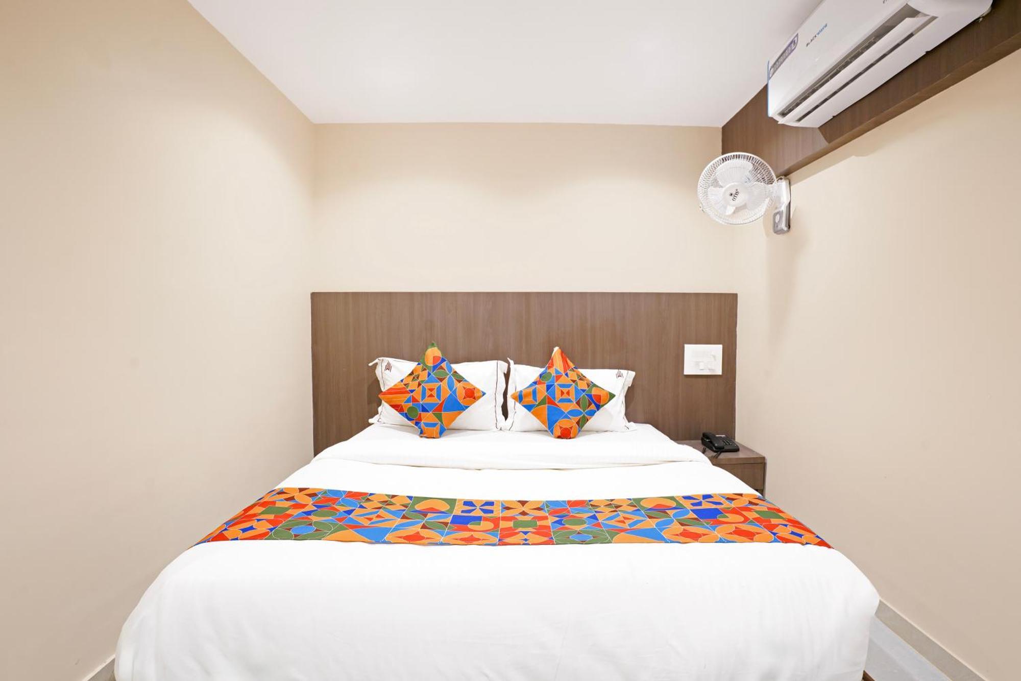 Casa Royal Residency - Exhibition Centre 3*