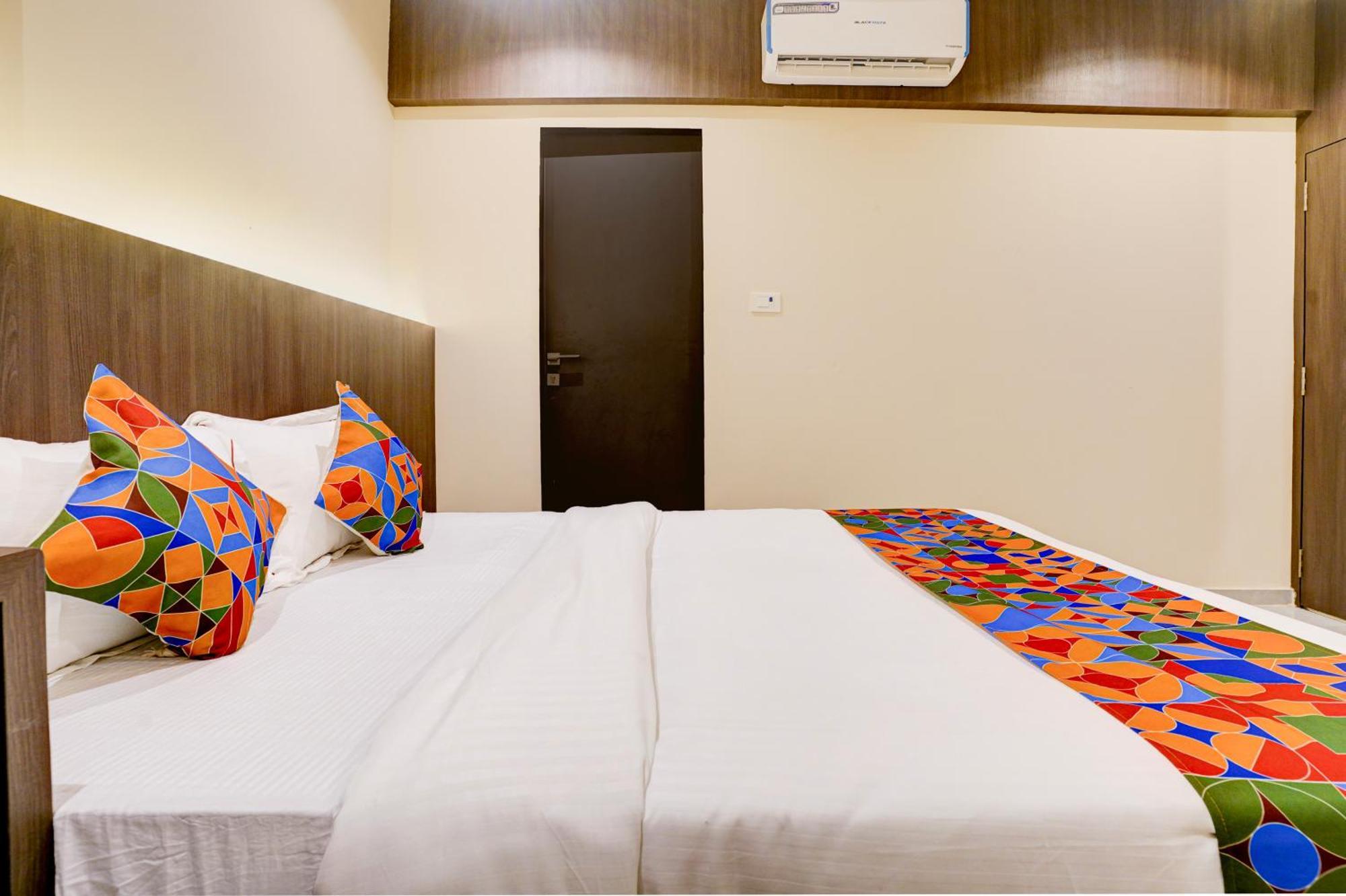 Hotel Casa Royal Residency - Exhibition Centre Mumbai