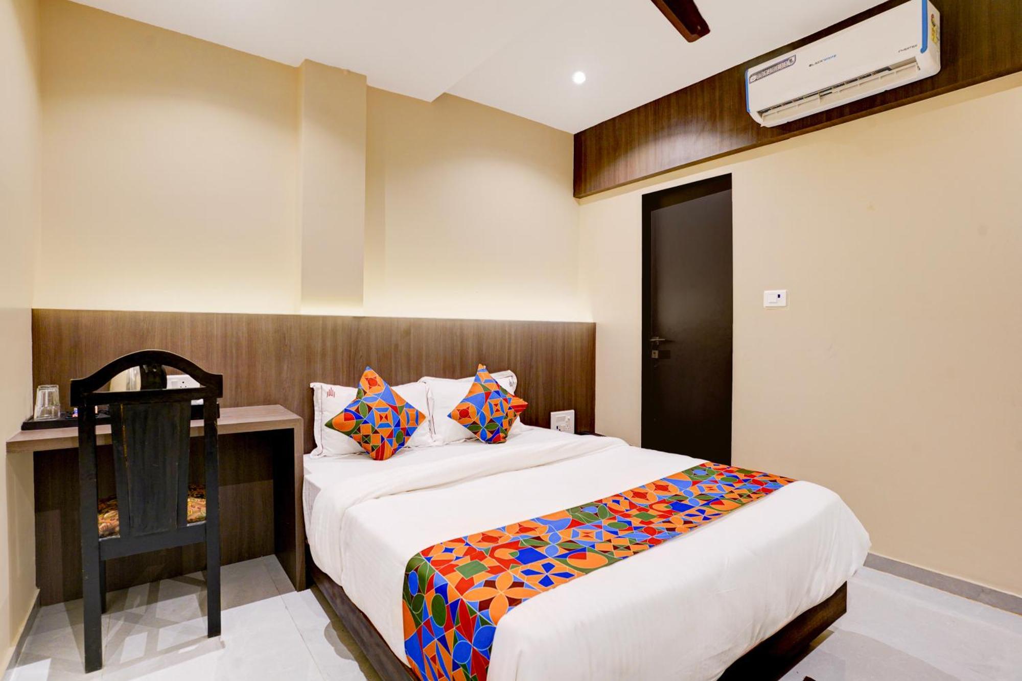 Casa Royal Residency - Exhibition Centre Hotel Mumbai