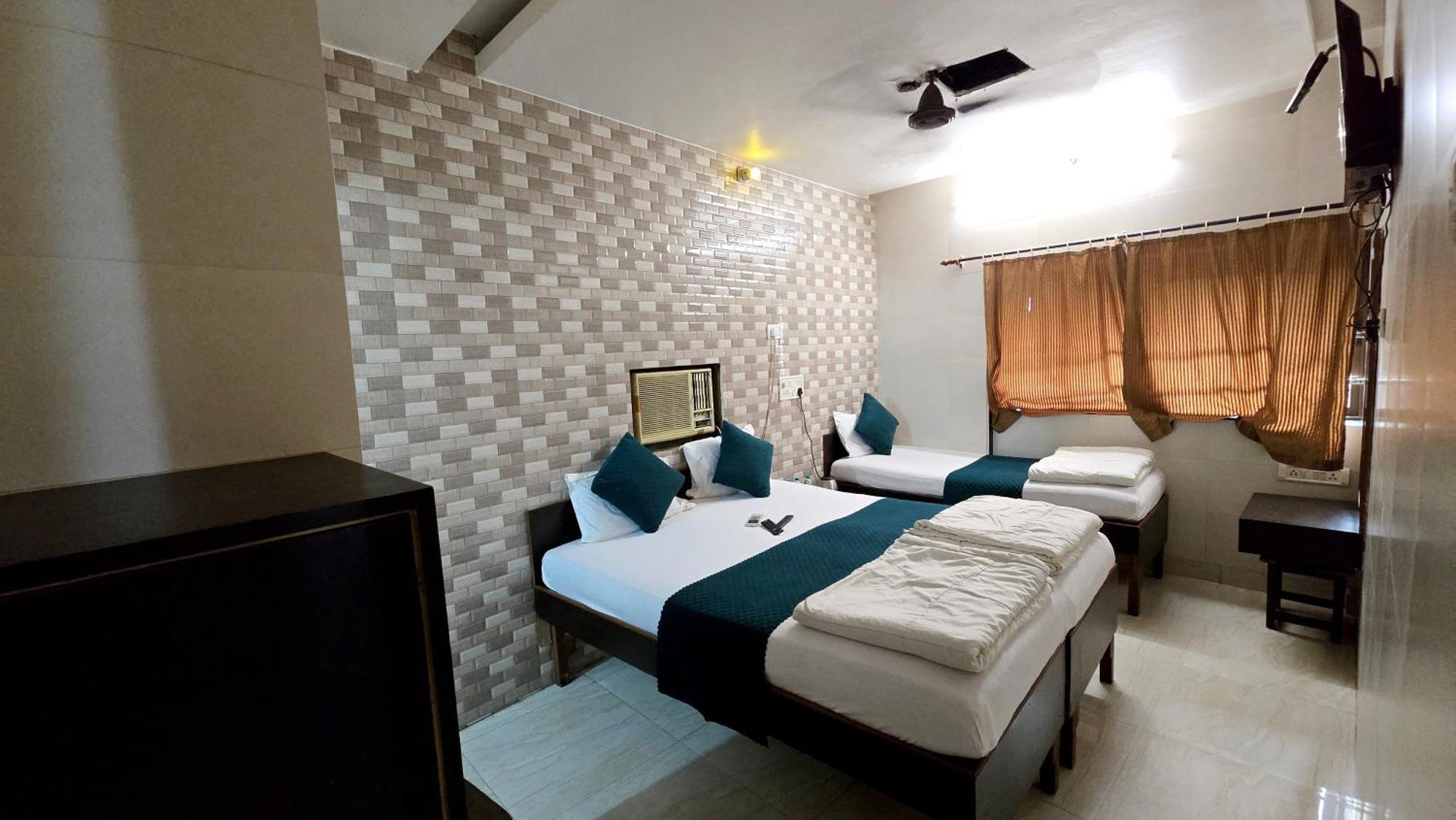 Kamal - Mohammed Ali Road Mumbai