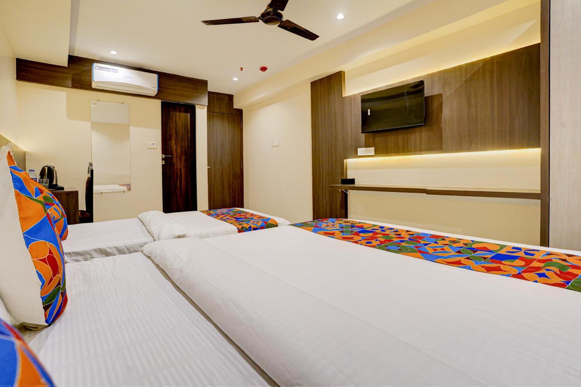 Hotel Casa Royal Residency - Exhibition Centre 3*