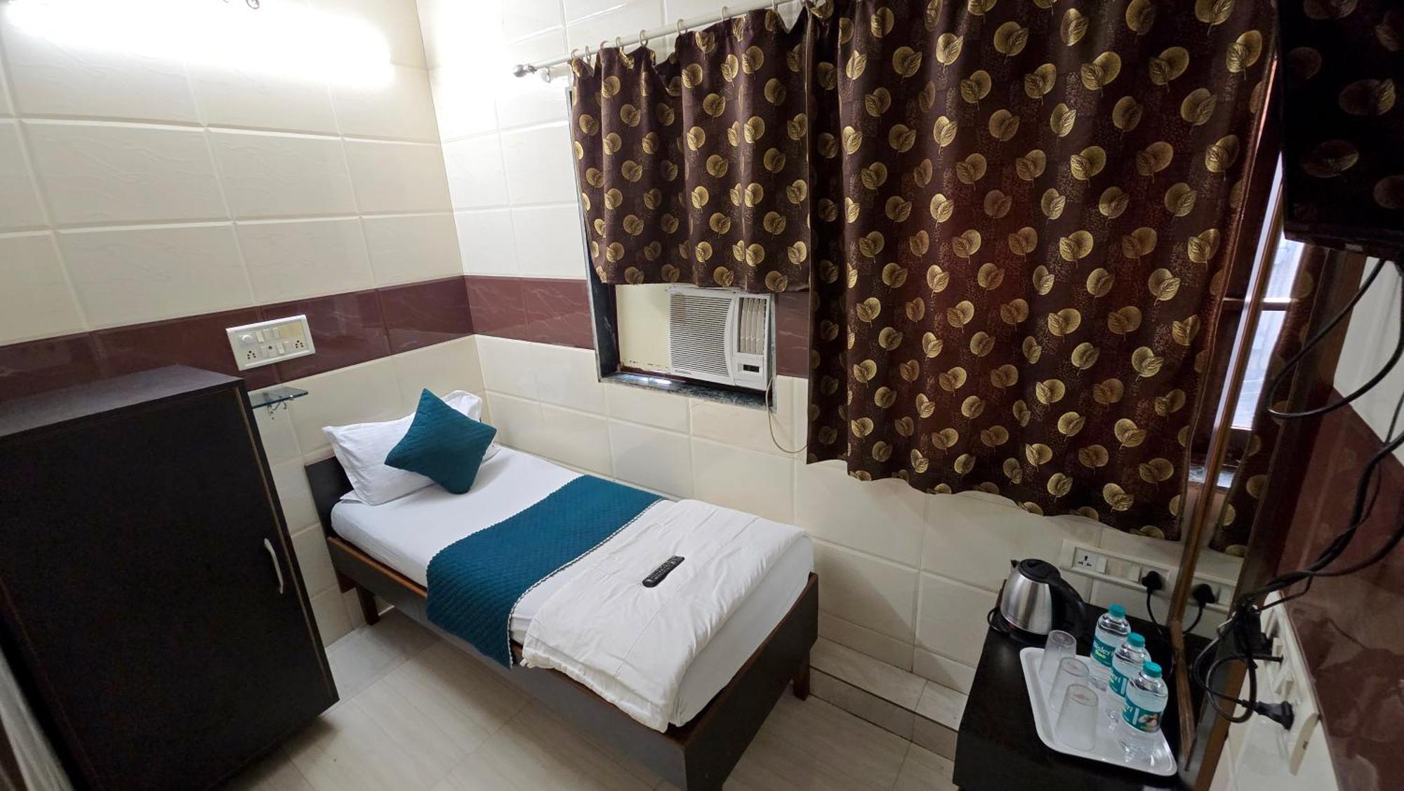 Kamal - Mohammed Ali Road 2*