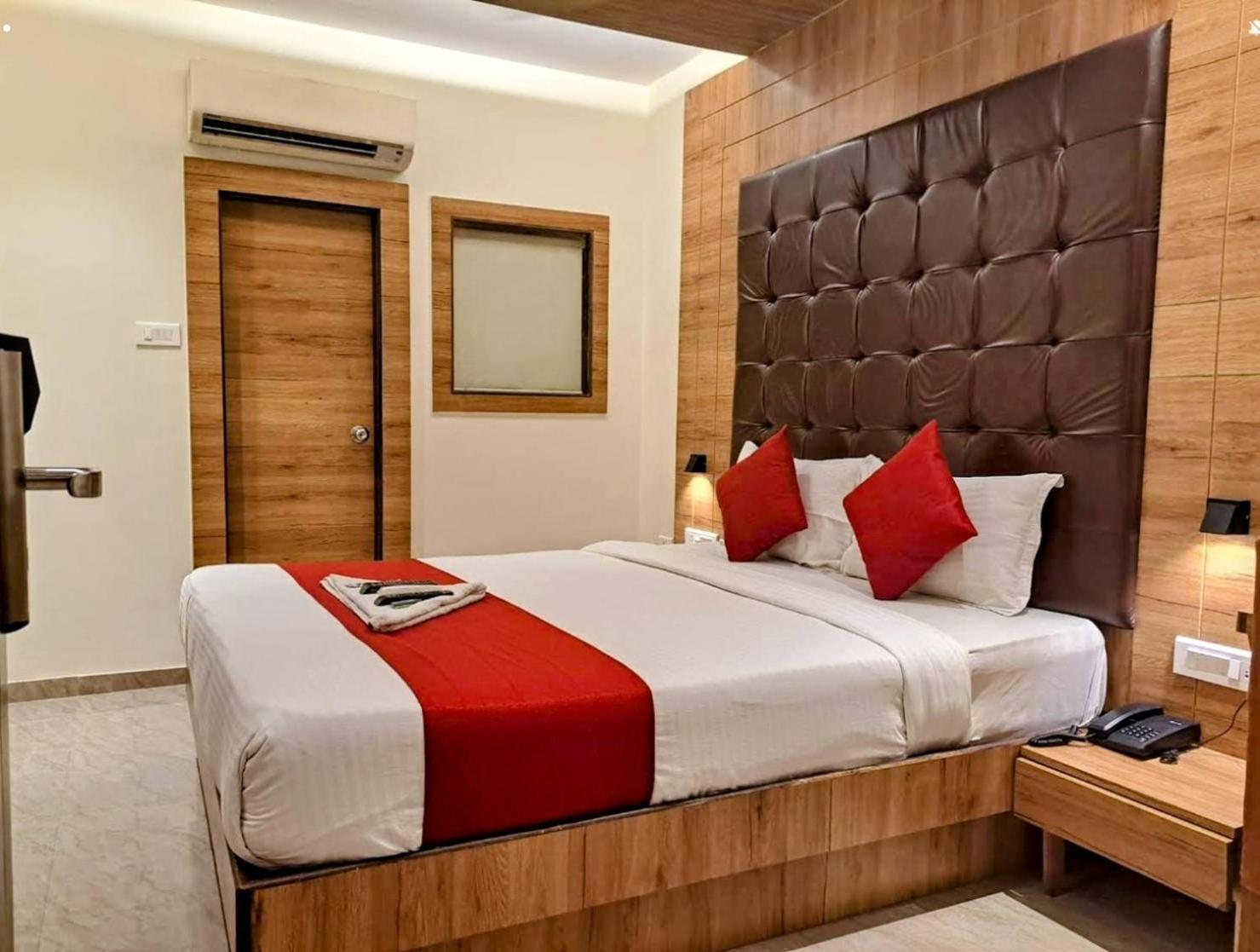 Airstays Near Airport T2 3* Mumbai
