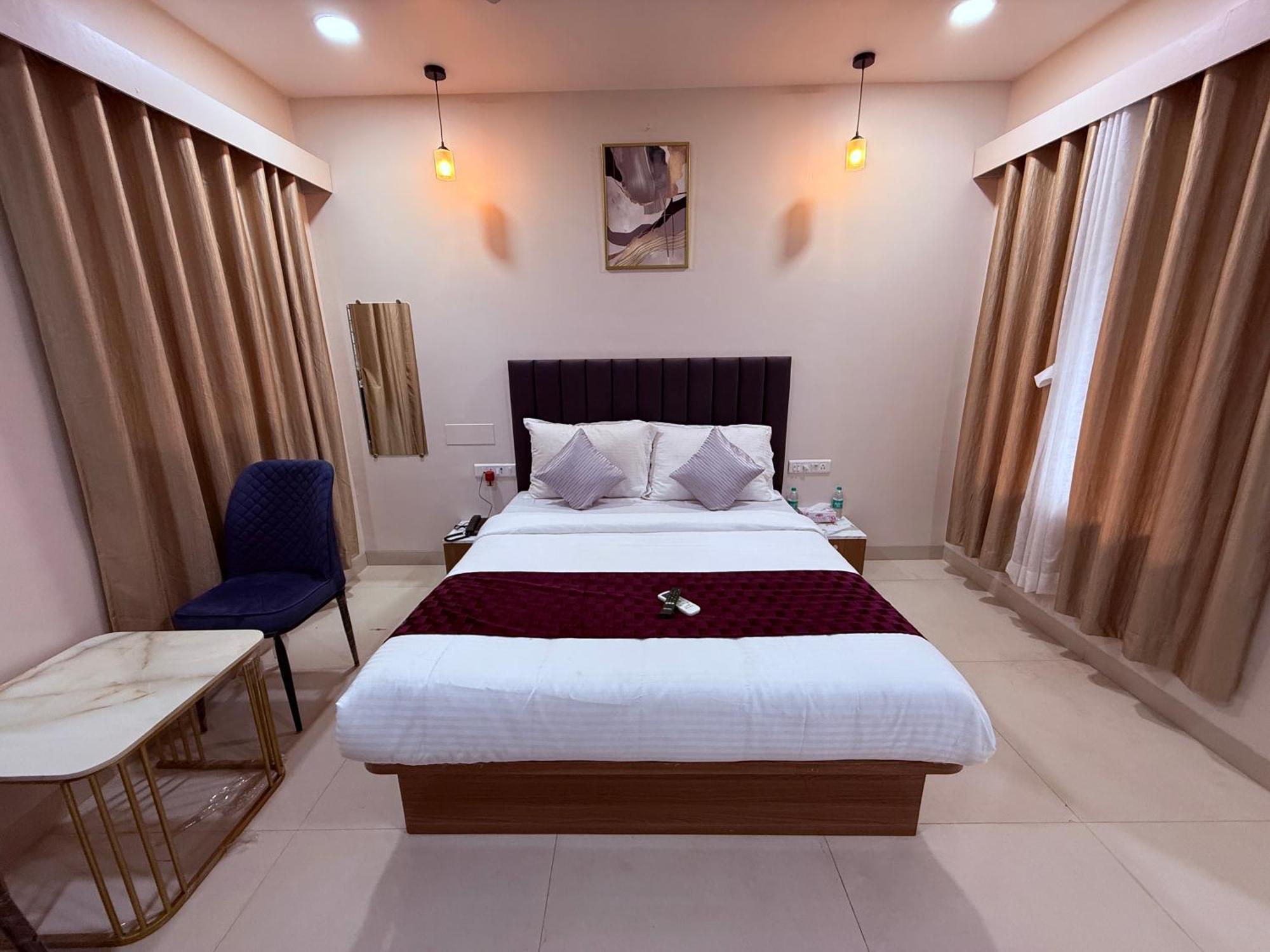 Silver Leaf - Parle East - Near Airport Hotel 3*