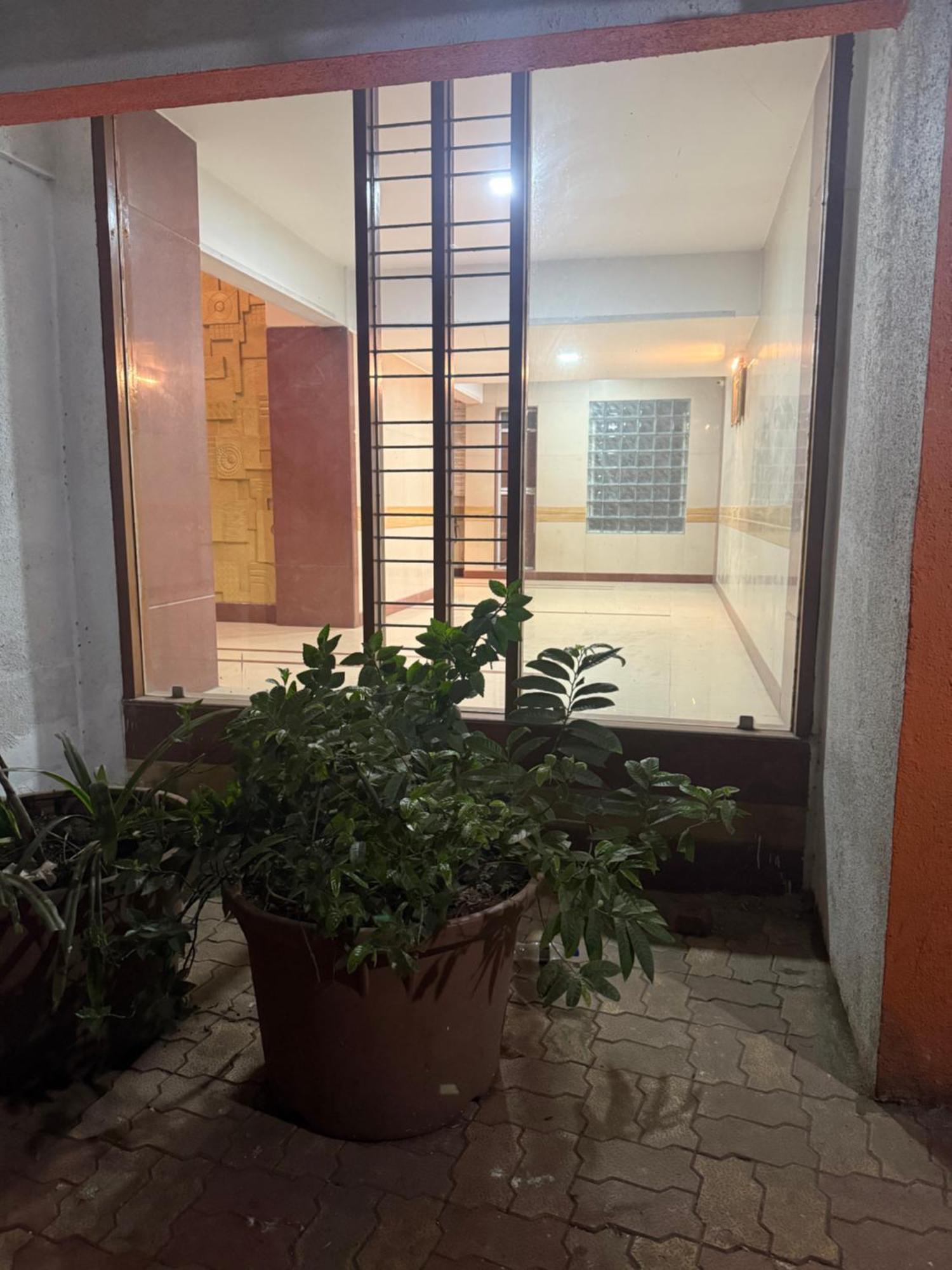 Riyas Capsule hotel Mumbai