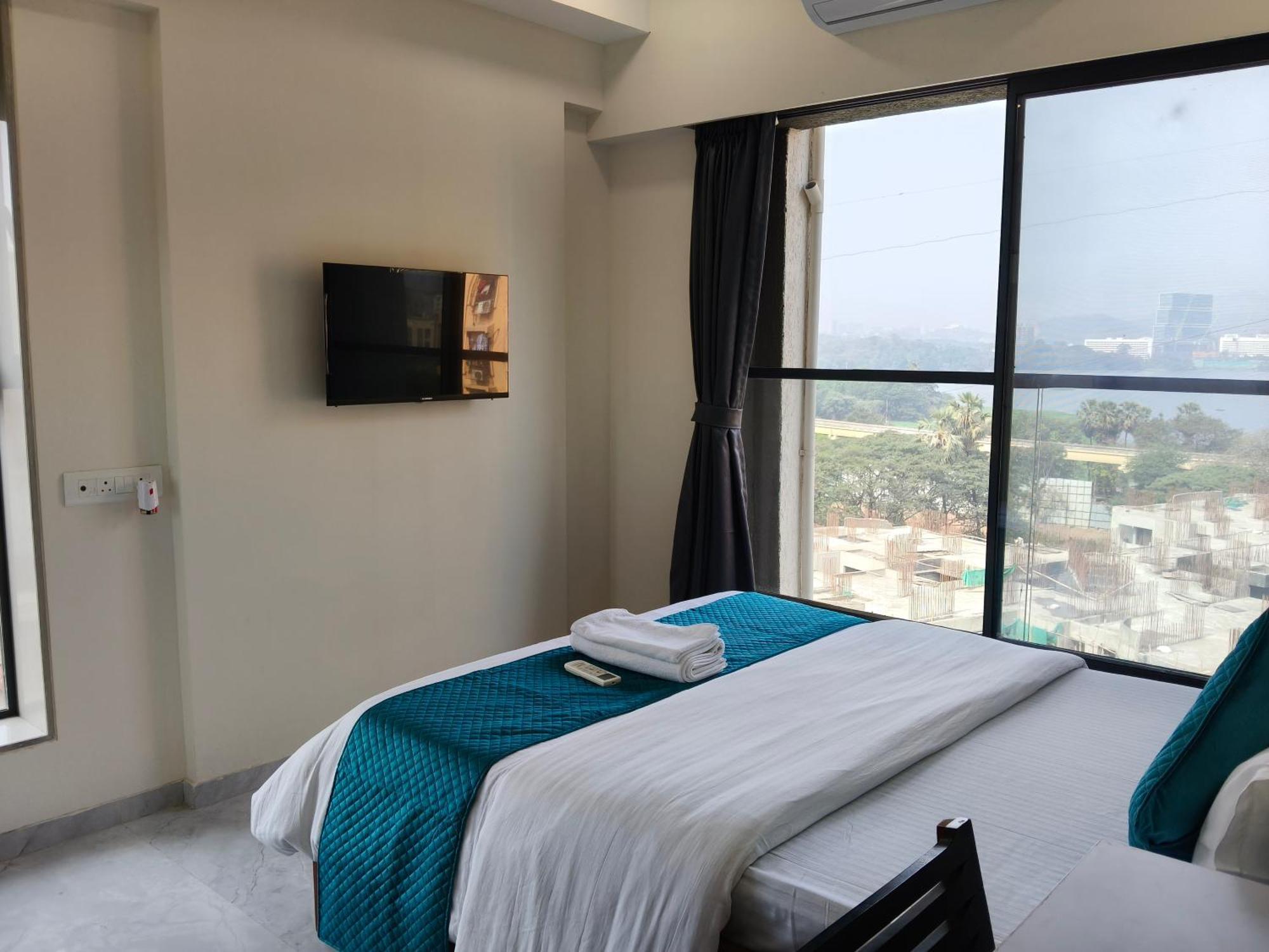 Zenith Homes - Premium Suites, Near Iit Powai, Hiranandani & Airport Mumbai