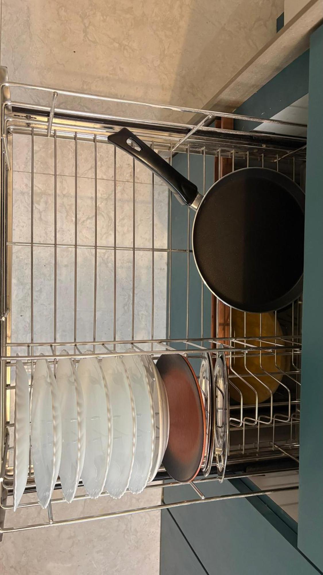 Cozy Private Room, Pet Friendly Home, Vikhroli East Homestay *