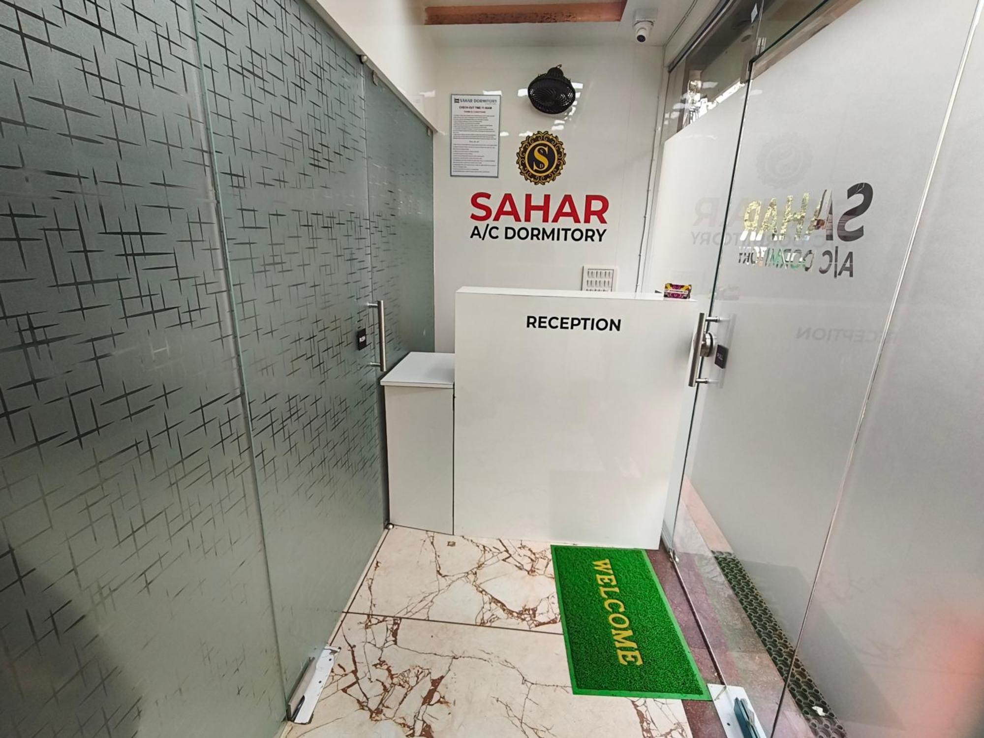 Sahar Ac - Andheri - Near International Airport - Male Guest Only Mumbai