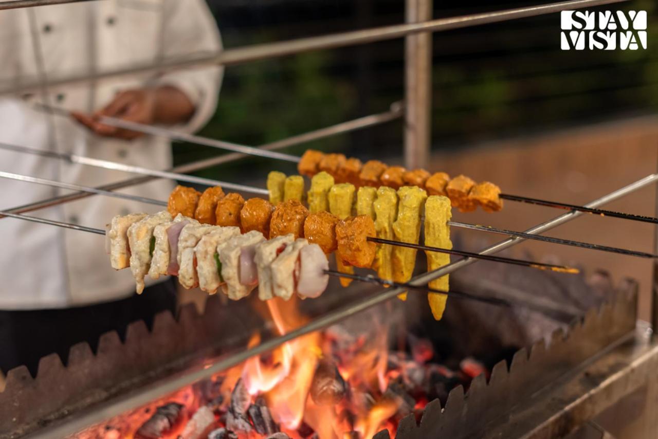 Stayvista At Romania Villa