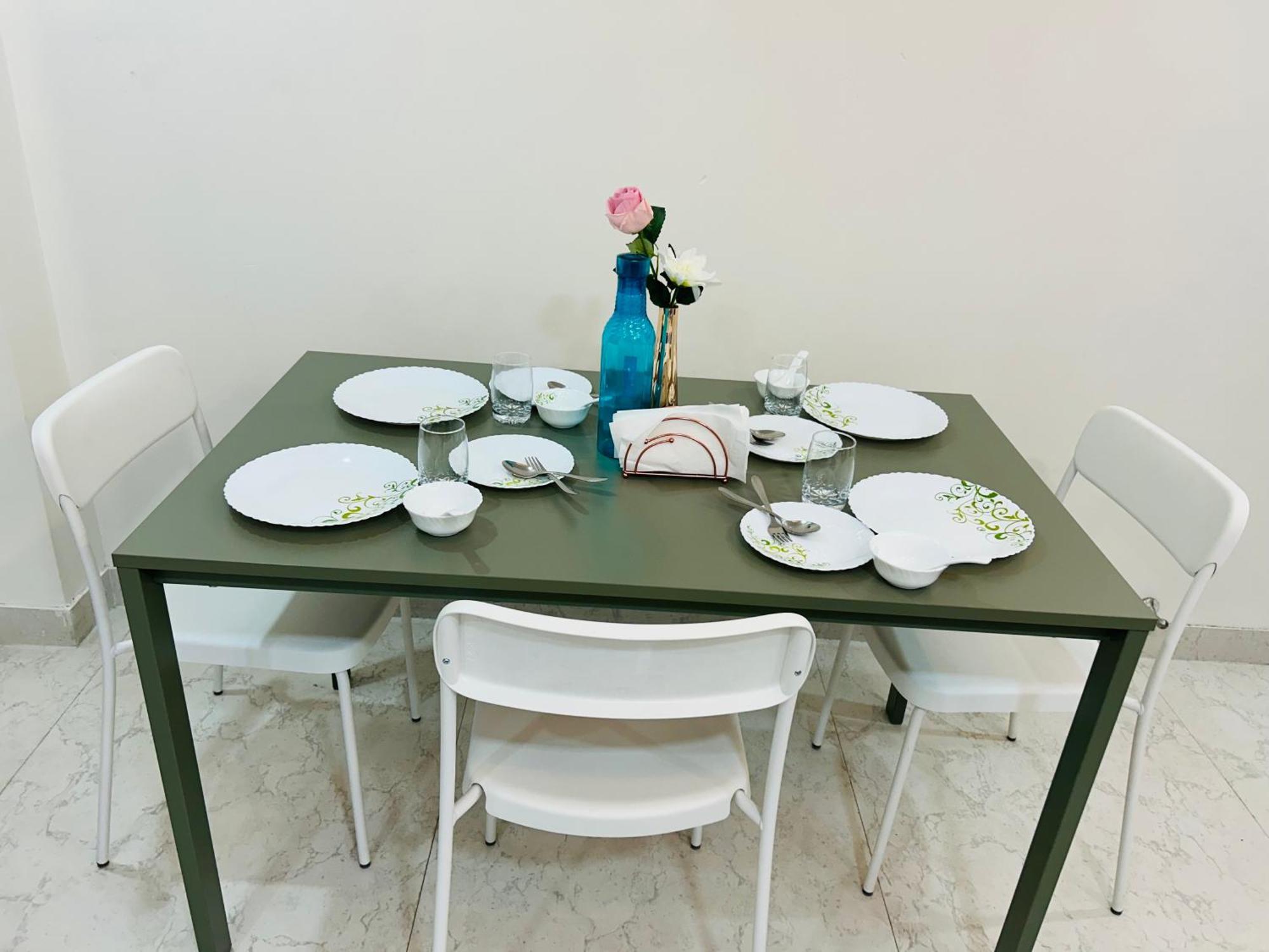 2 Bhk & Hiranandani View H Floor Apartment *
