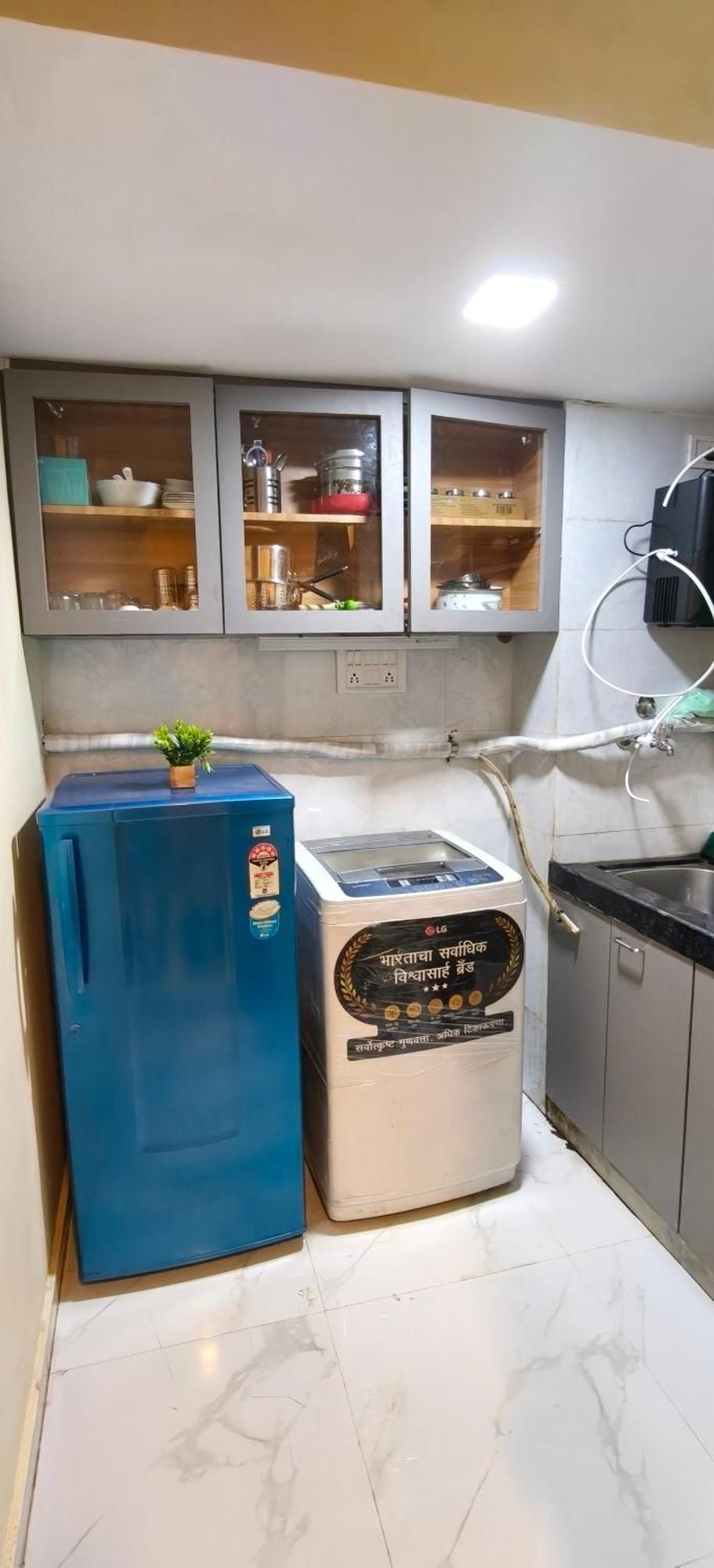 Apartment Ivy Palm Vista 101, Near Infinity Mall, Malad West Mumbai