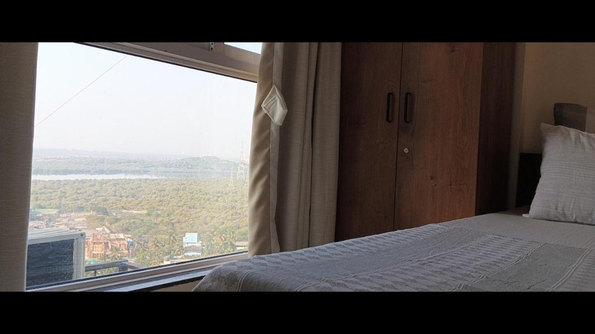 Sea-view Premium 2bhk 950sqft, Parking, Andheri W Mumbai