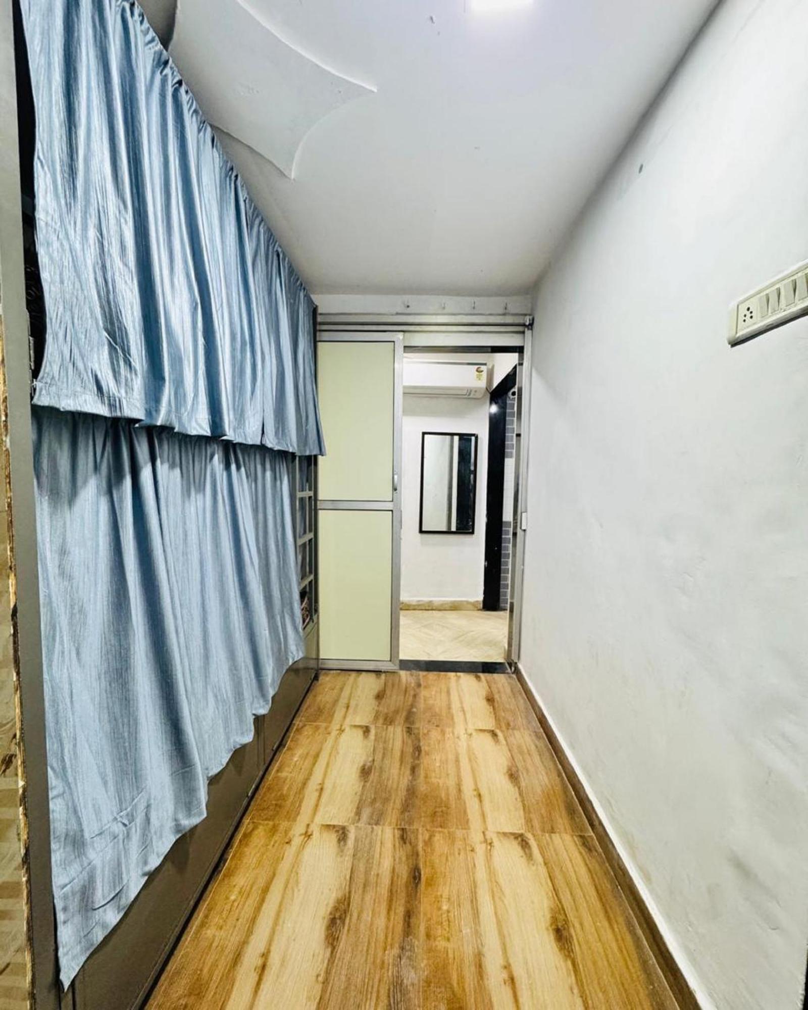 Blue Near International Airport T2 Apartment