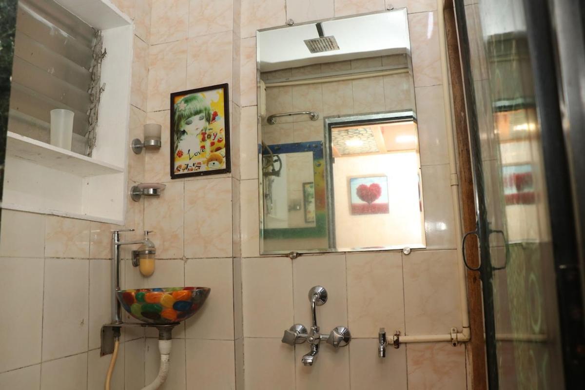 Dream At Malad West!