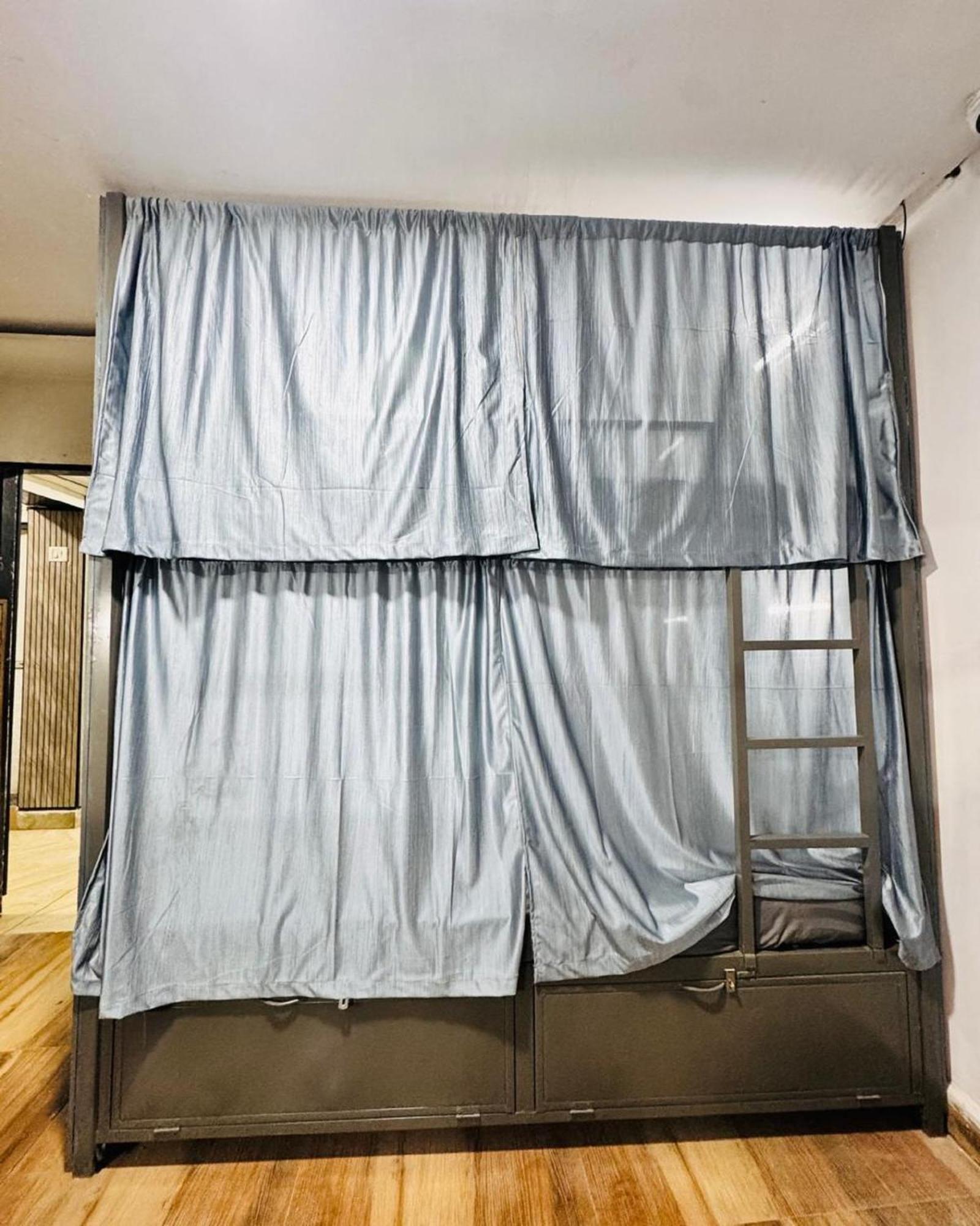 Blue Near International Airport T2 Apartment *
