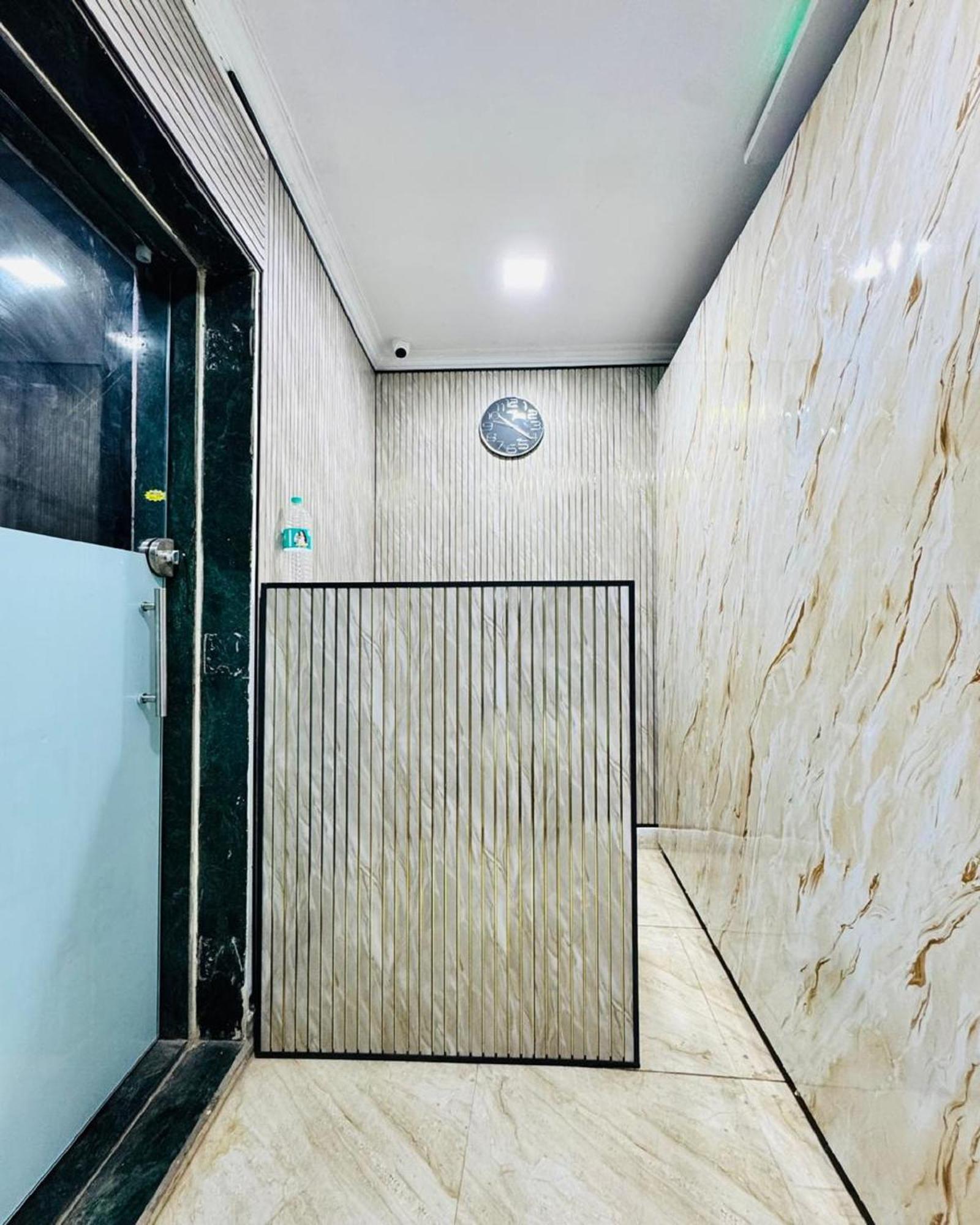 Apartment Blue Near International Airport T2
