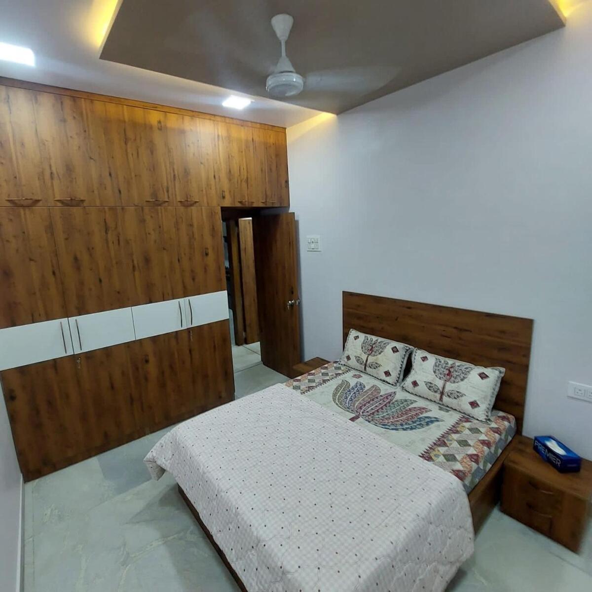 Vp Luxury 1-bhk In Parle West
